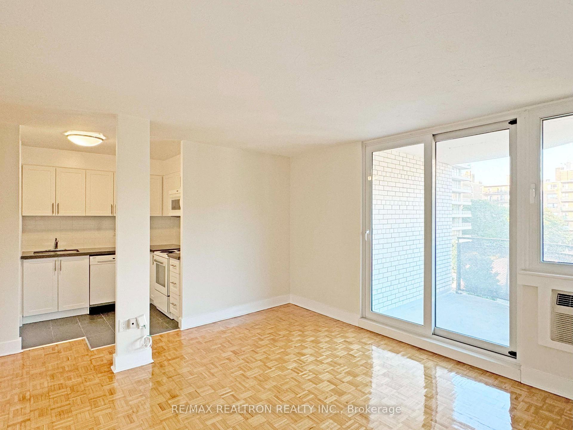 Photo 5 of Unit 201, 485 Huron Street, Toronto, The Annex — HOMEH