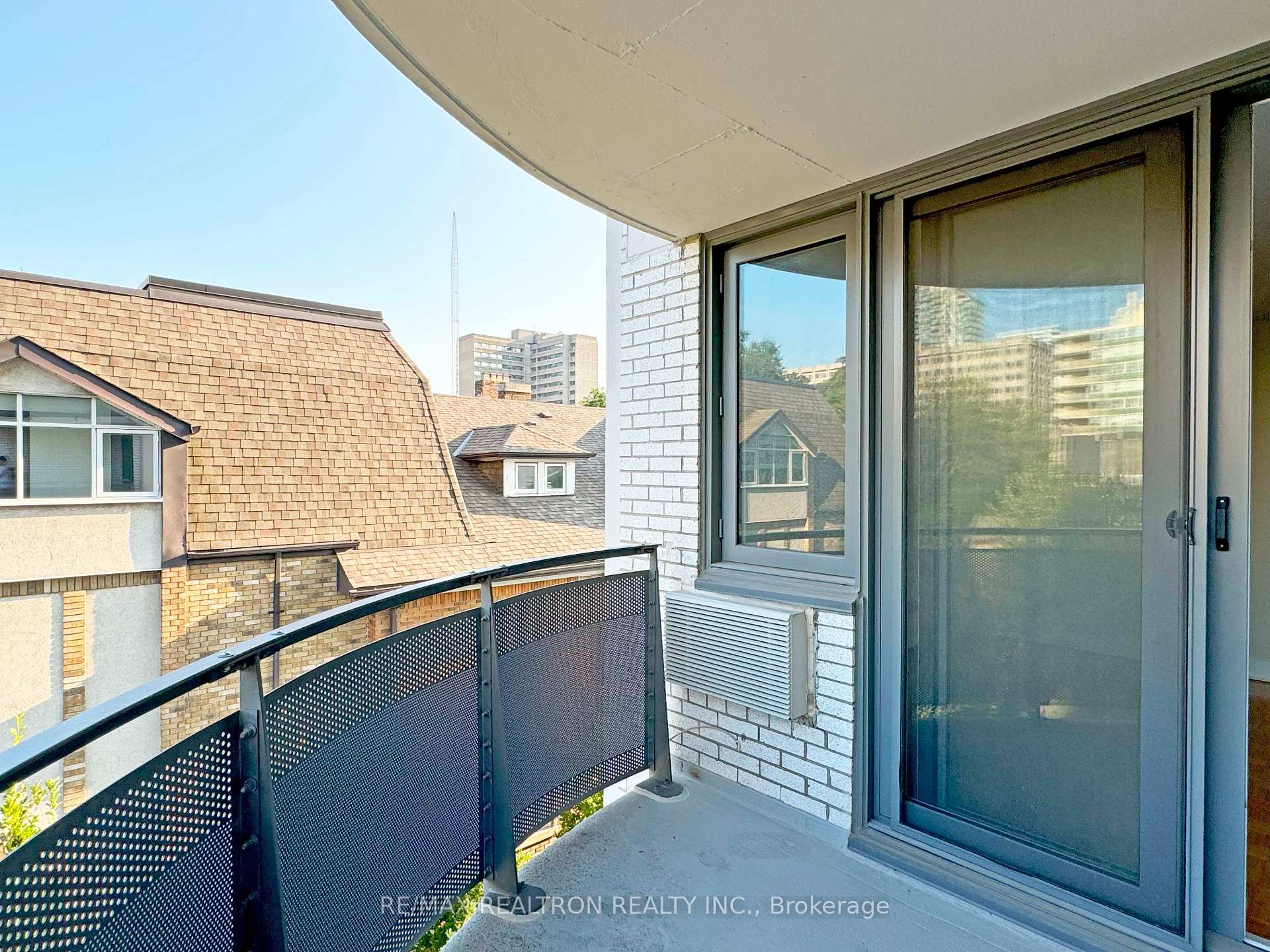 Photo 35 of Unit 201, 485 Huron Street, Toronto, The Annex — HOMEH