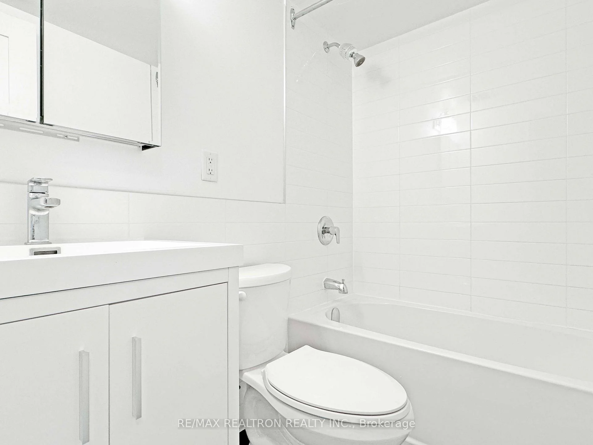 Photo 34 of Unit 201, 485 Huron Street, Toronto, The Annex — HOMEH