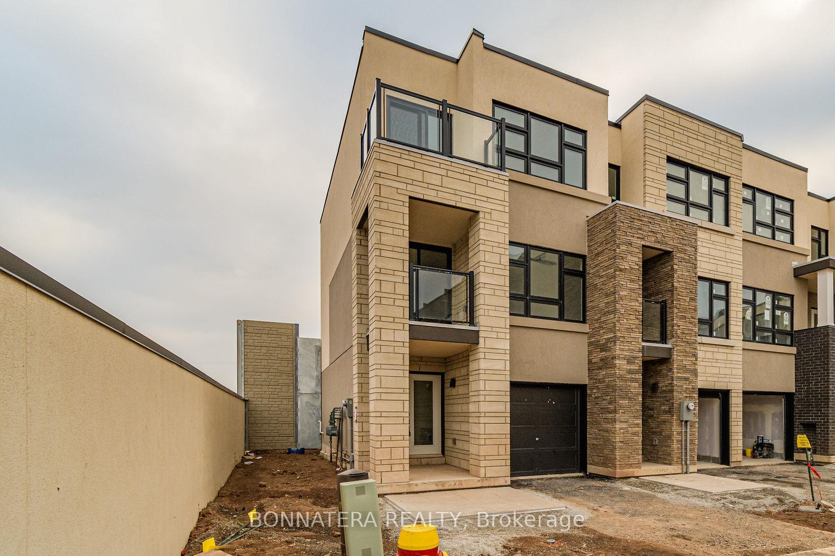 Photo 3 of Unit 59, 1121 Cooke Boulevard, Burlington, LaSalle — HOMEH
