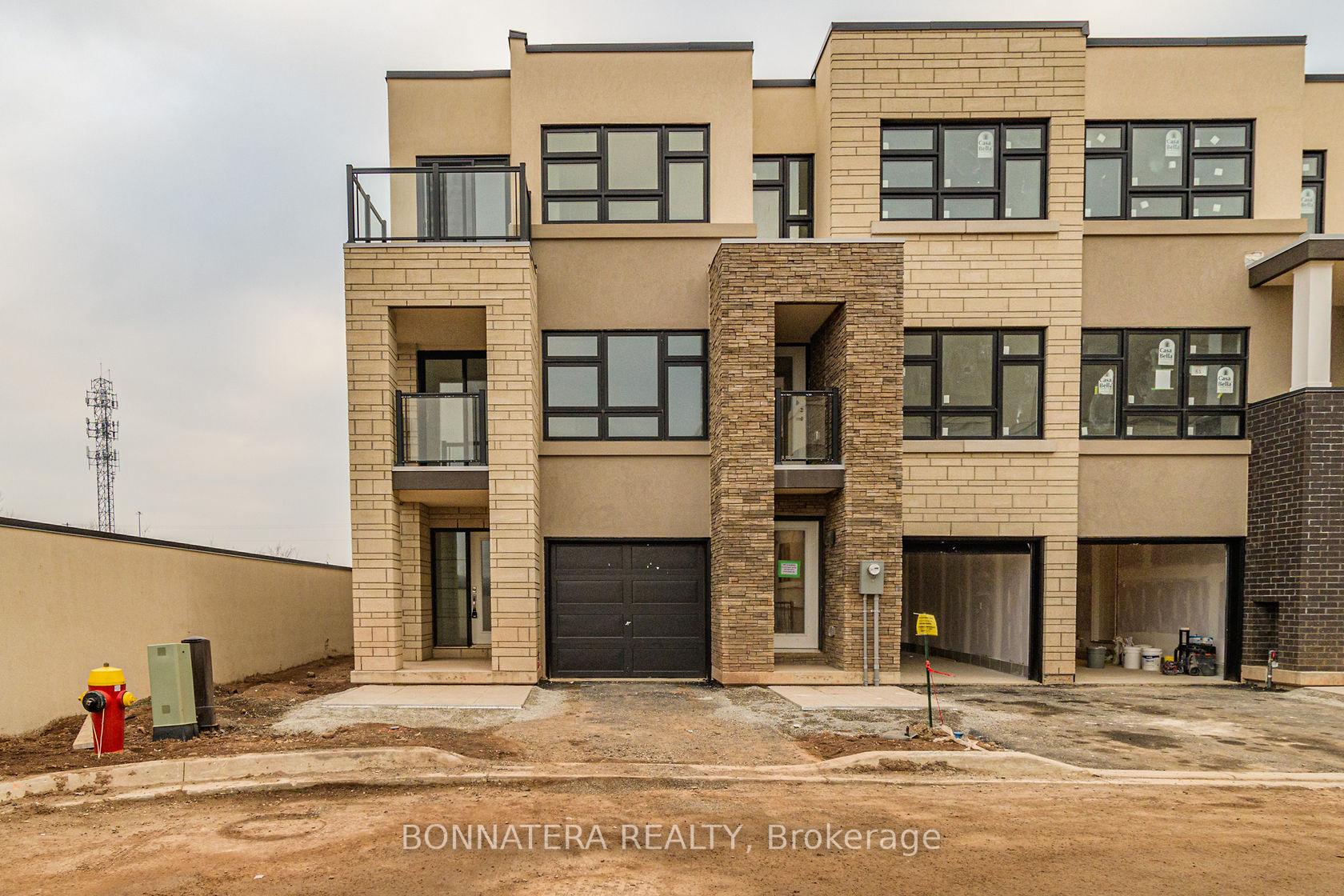 Photo 4 of Unit 59, 1121 Cooke Boulevard, Burlington, LaSalle — HOMEH
