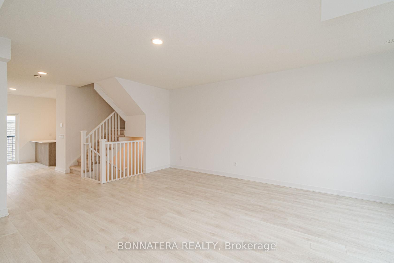 Photo 14 of Unit 59, 1121 Cooke Boulevard, Burlington, LaSalle — HOMEH