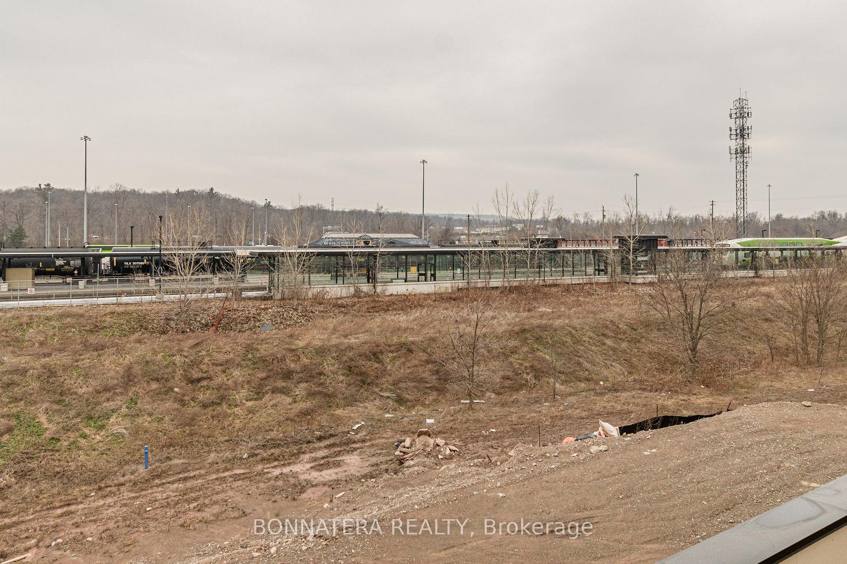 Photo 17 of Unit 59, 1121 Cooke Boulevard, Burlington, LaSalle — HOMEH