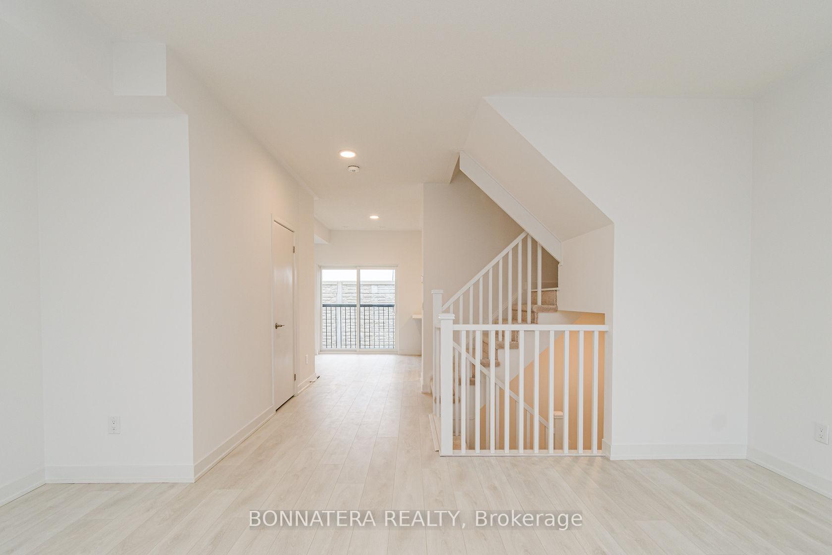 Photo 18 of Unit 59, 1121 Cooke Boulevard, Burlington, LaSalle — HOMEH
