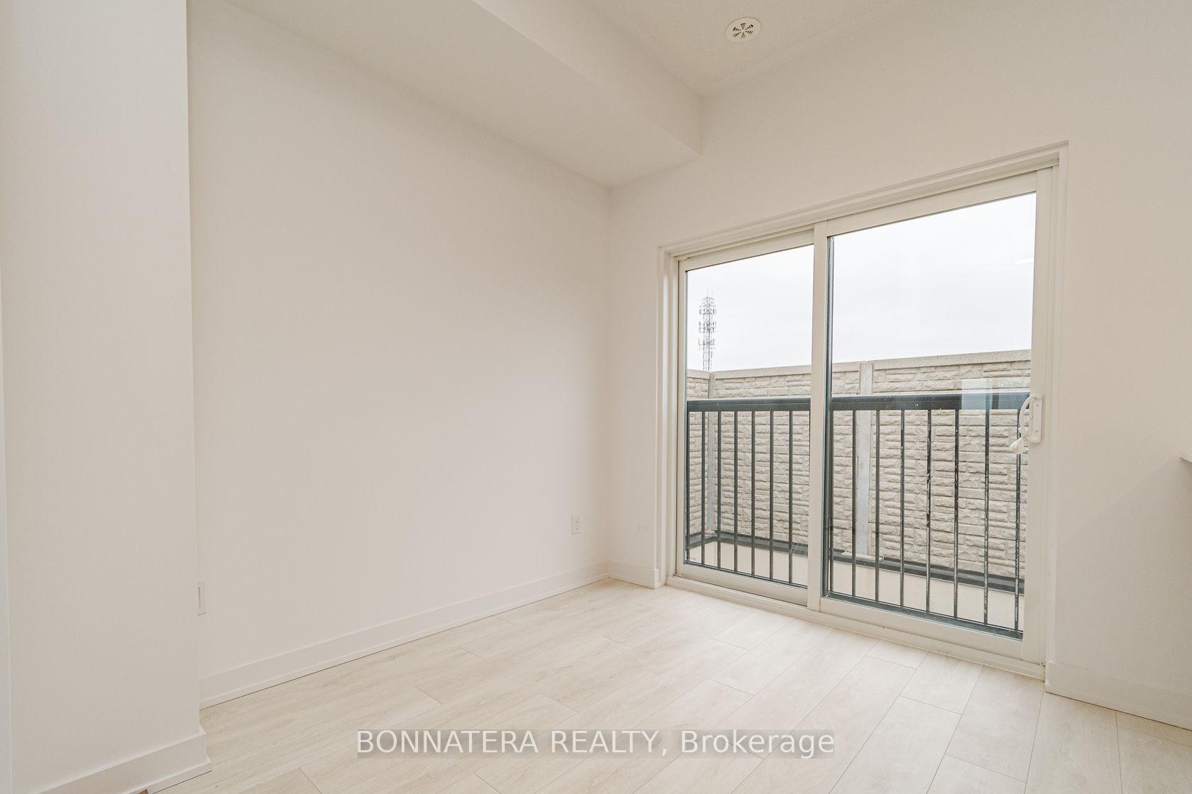 Photo 19 of Unit 59, 1121 Cooke Boulevard, Burlington, LaSalle — HOMEH