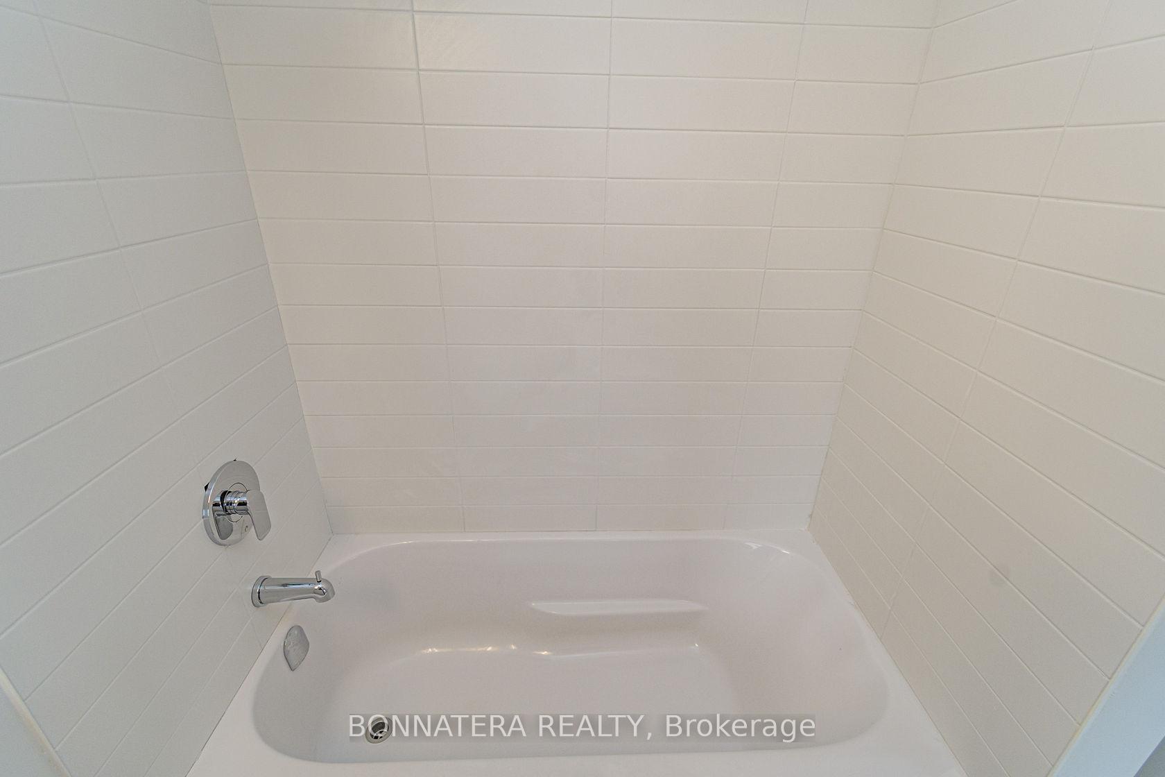 Photo 33 of Unit 59, 1121 Cooke Boulevard, Burlington, LaSalle — HOMEH