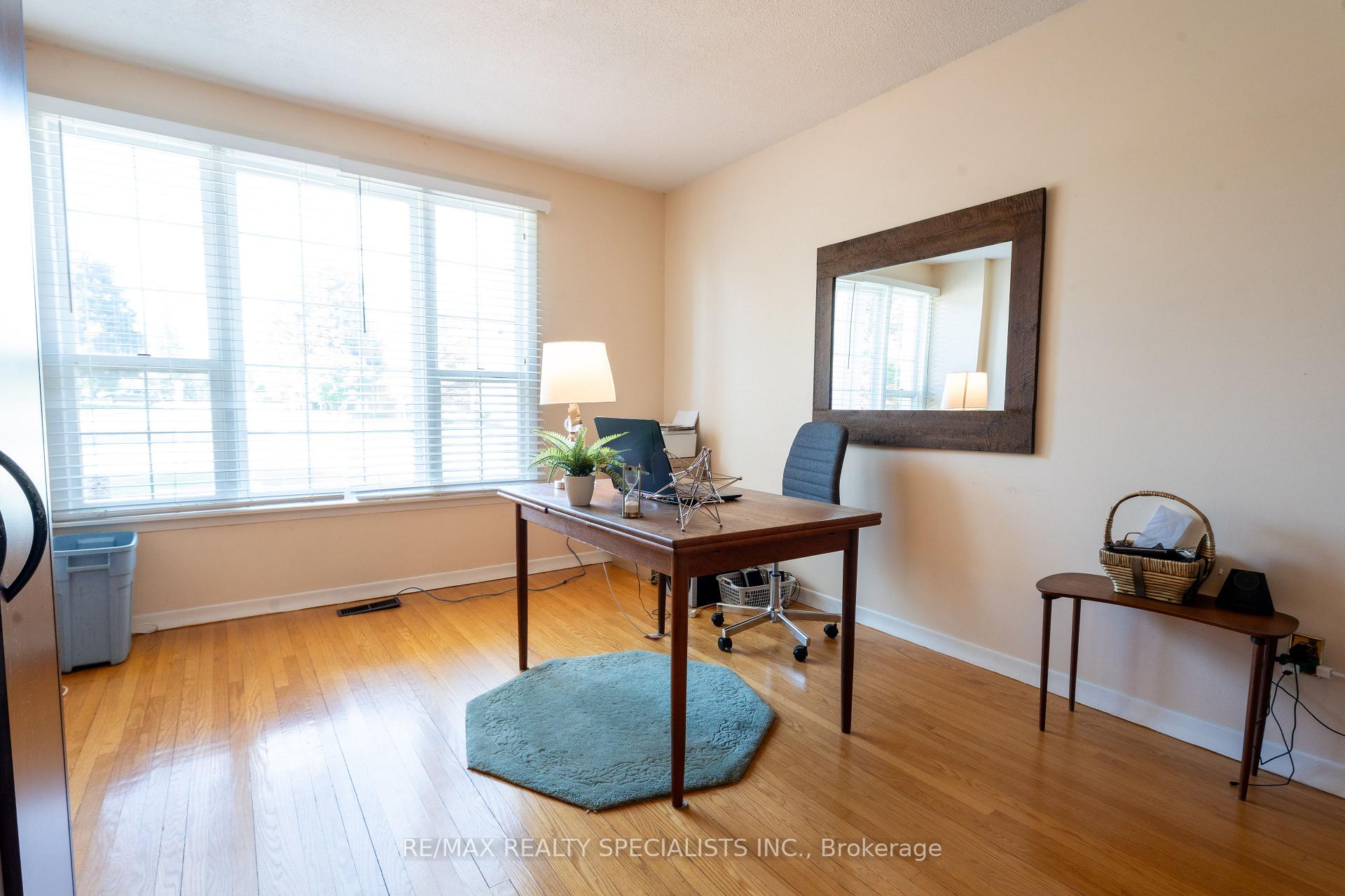 Photo 13 of 8 River View Drive, Brampton, Brampton East — HOMEH