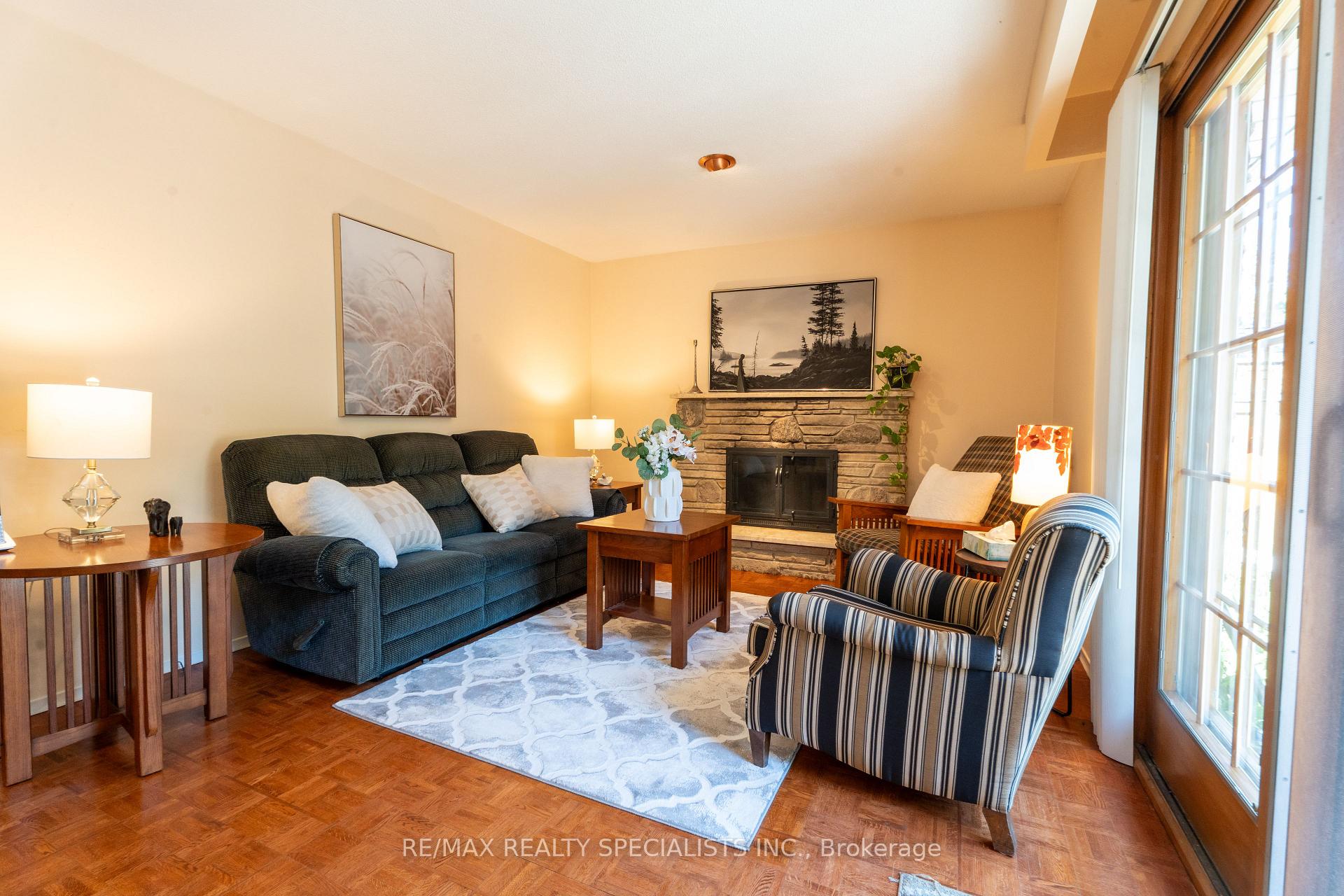 Photo 18 of 8 River View Drive, Brampton, Brampton East — HOMEH