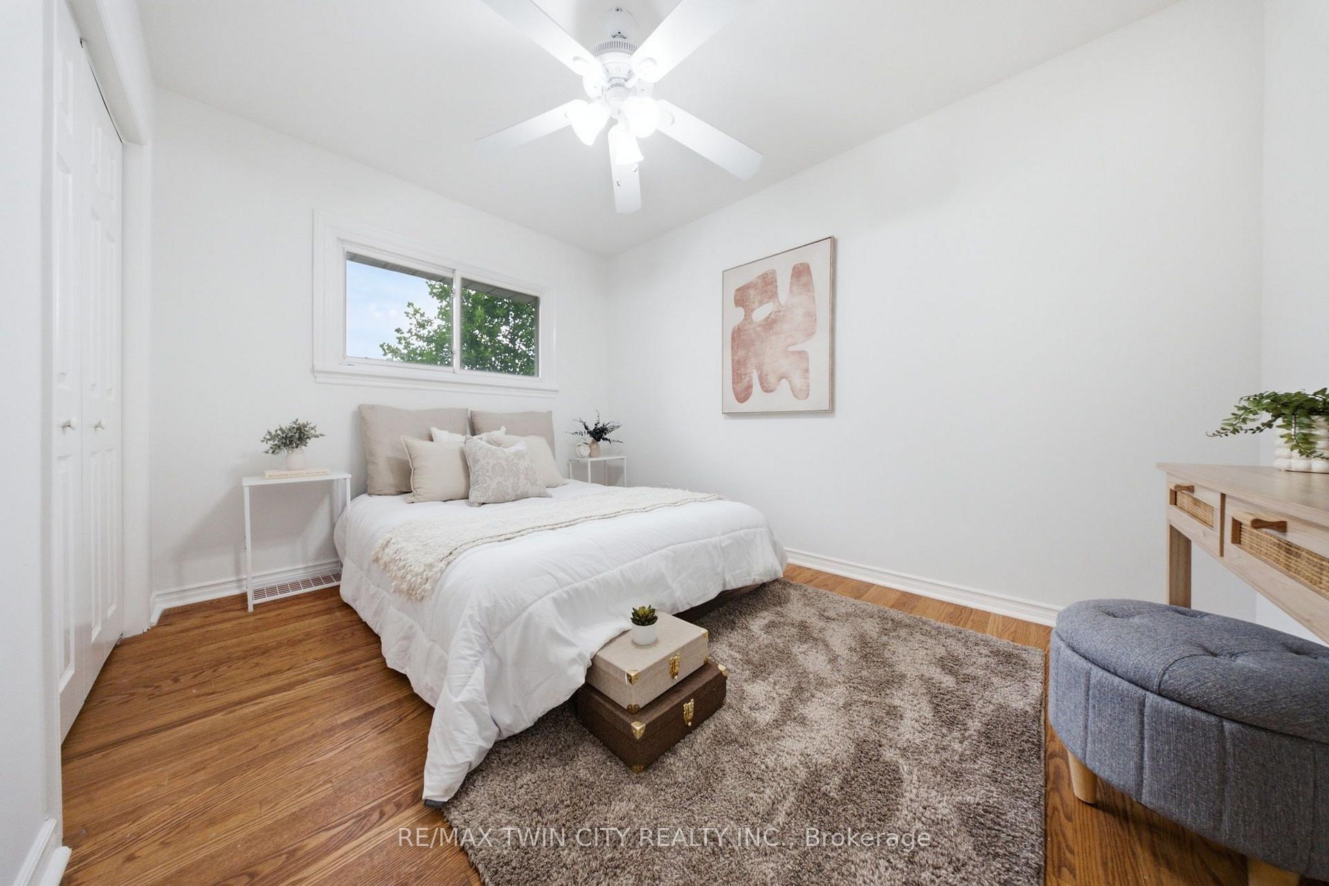 Photo 14 of 2 Frontenac Avenue, Brantford, Fairview/Greenbrier — HOMEH