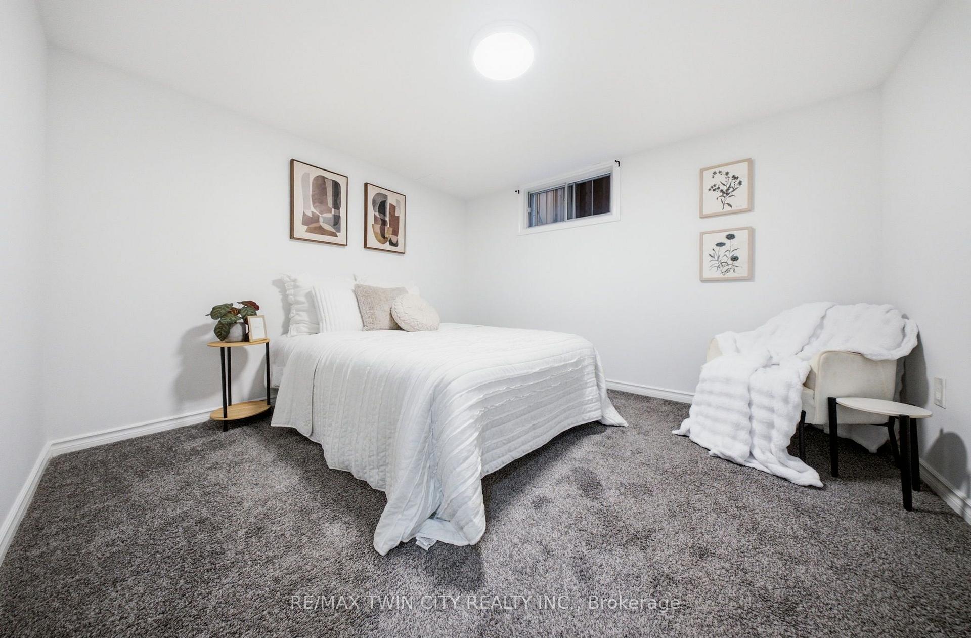 Photo 23 of 2 Frontenac Avenue, Brantford, Fairview/Greenbrier — HOMEH