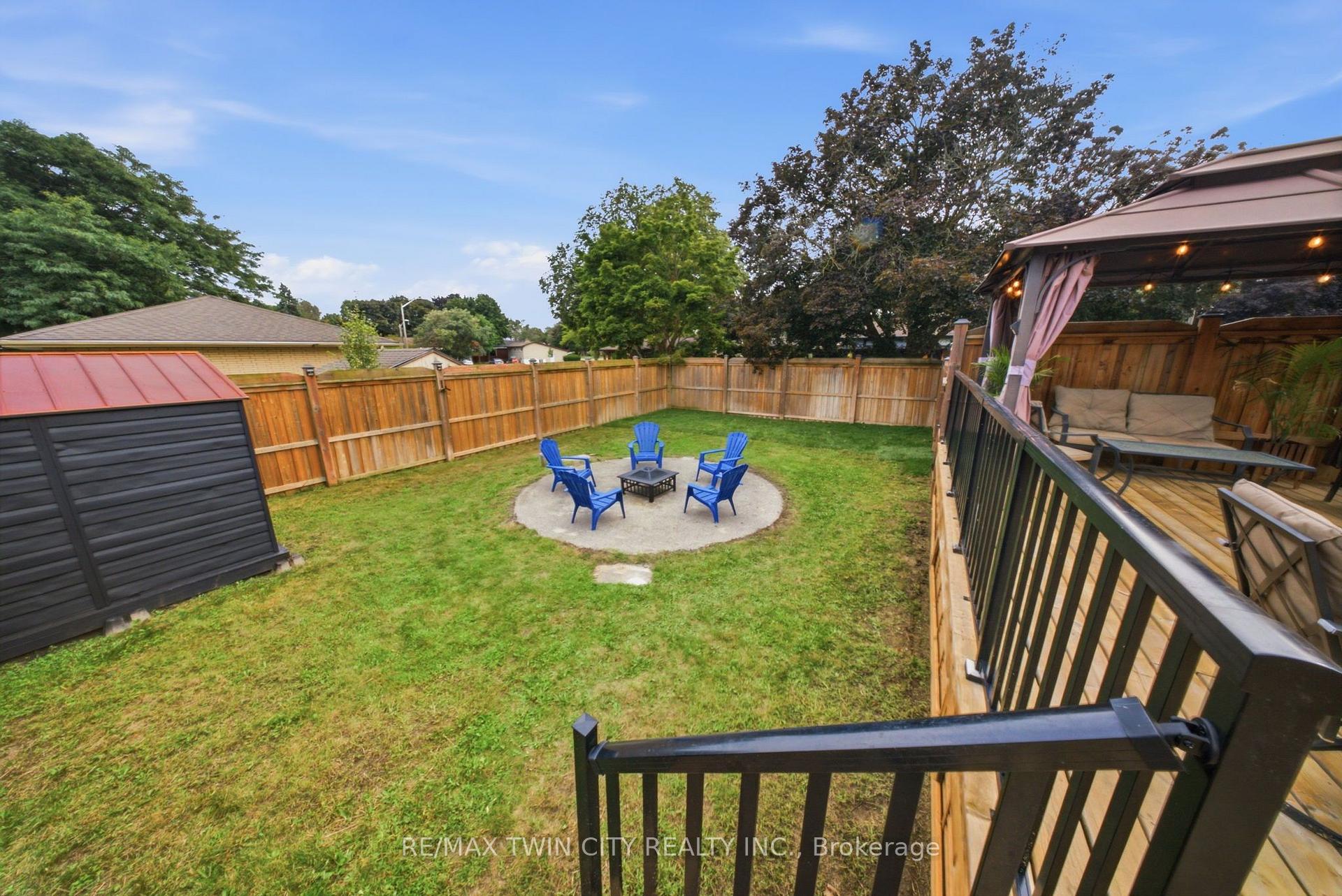 Photo 28 of 2 Frontenac Avenue, Brantford, Fairview/Greenbrier — HOMEH