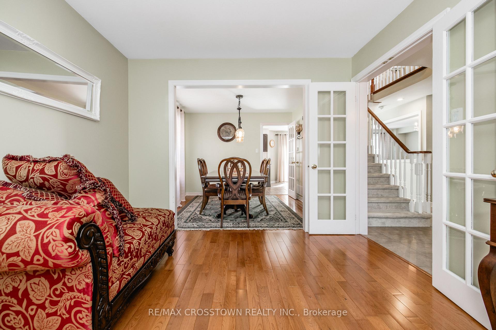 Photo 14 of 5 Kelsey Crescent, Barrie, Ardagh — HOMEH