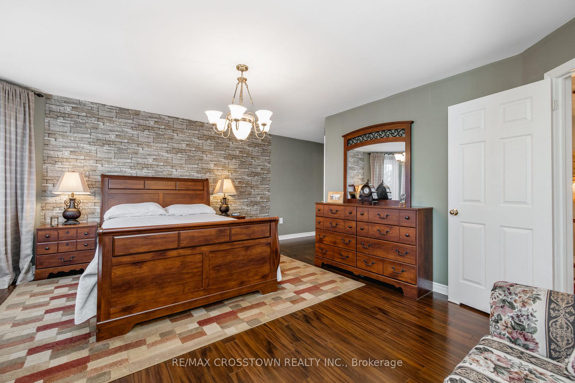 Photo 33 of 5 Kelsey Crescent, Barrie, Ardagh — HOMEH