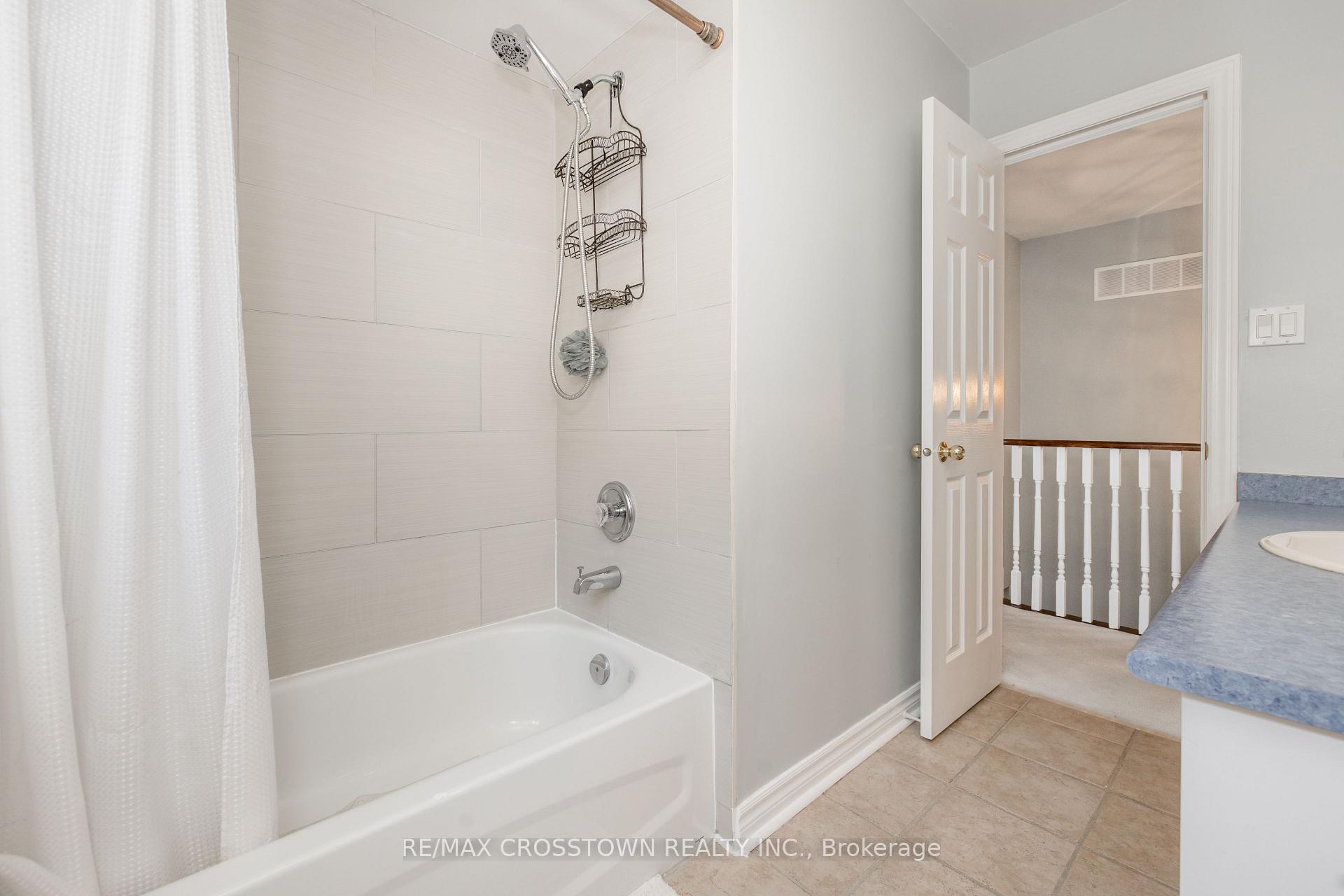 Photo 43 of 5 Kelsey Crescent, Barrie, Ardagh — HOMEH