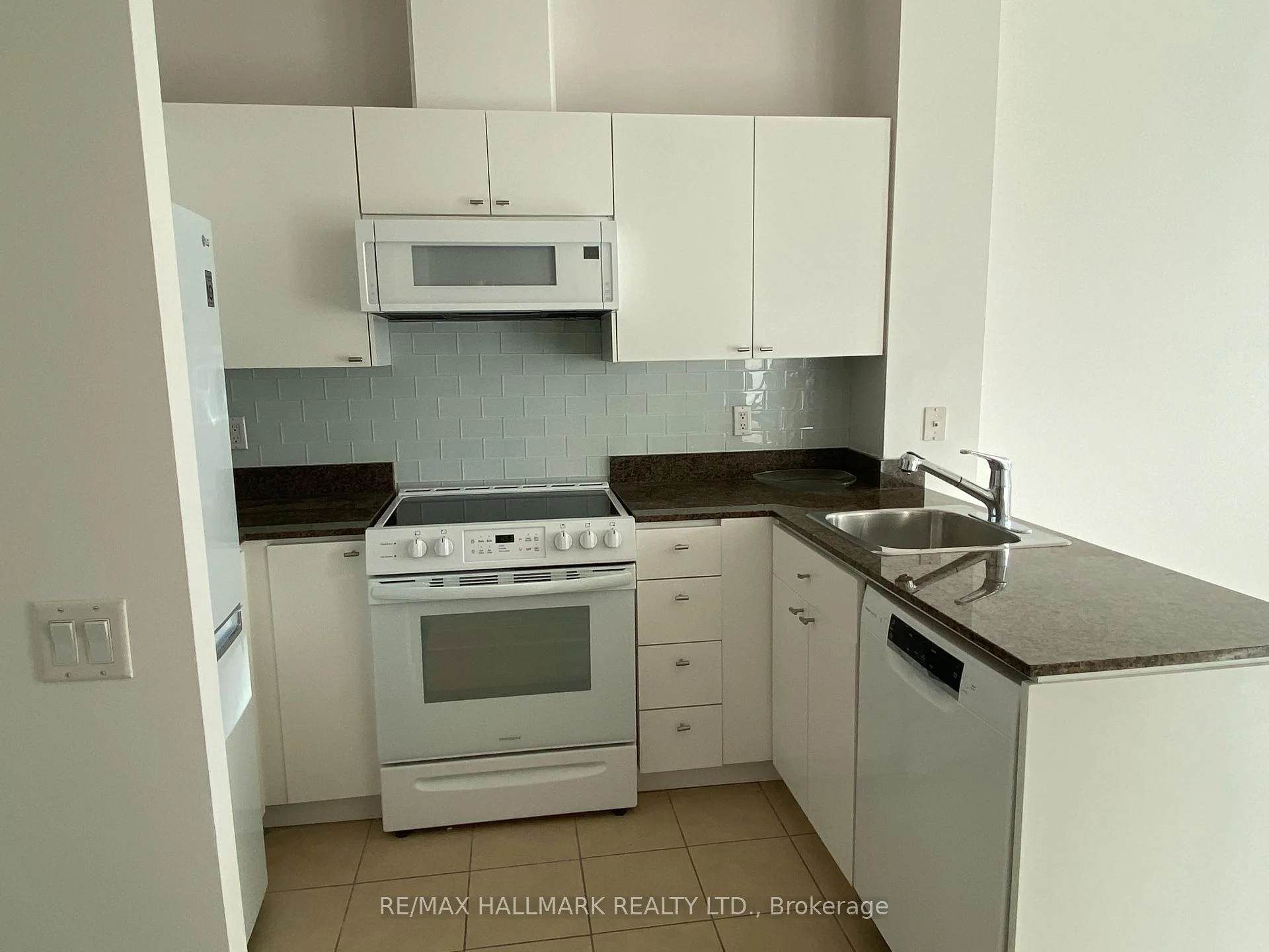 Photo 24 of Unit 107, 361 Front Street W, Toronto, Waterfront Communities — HOMEH