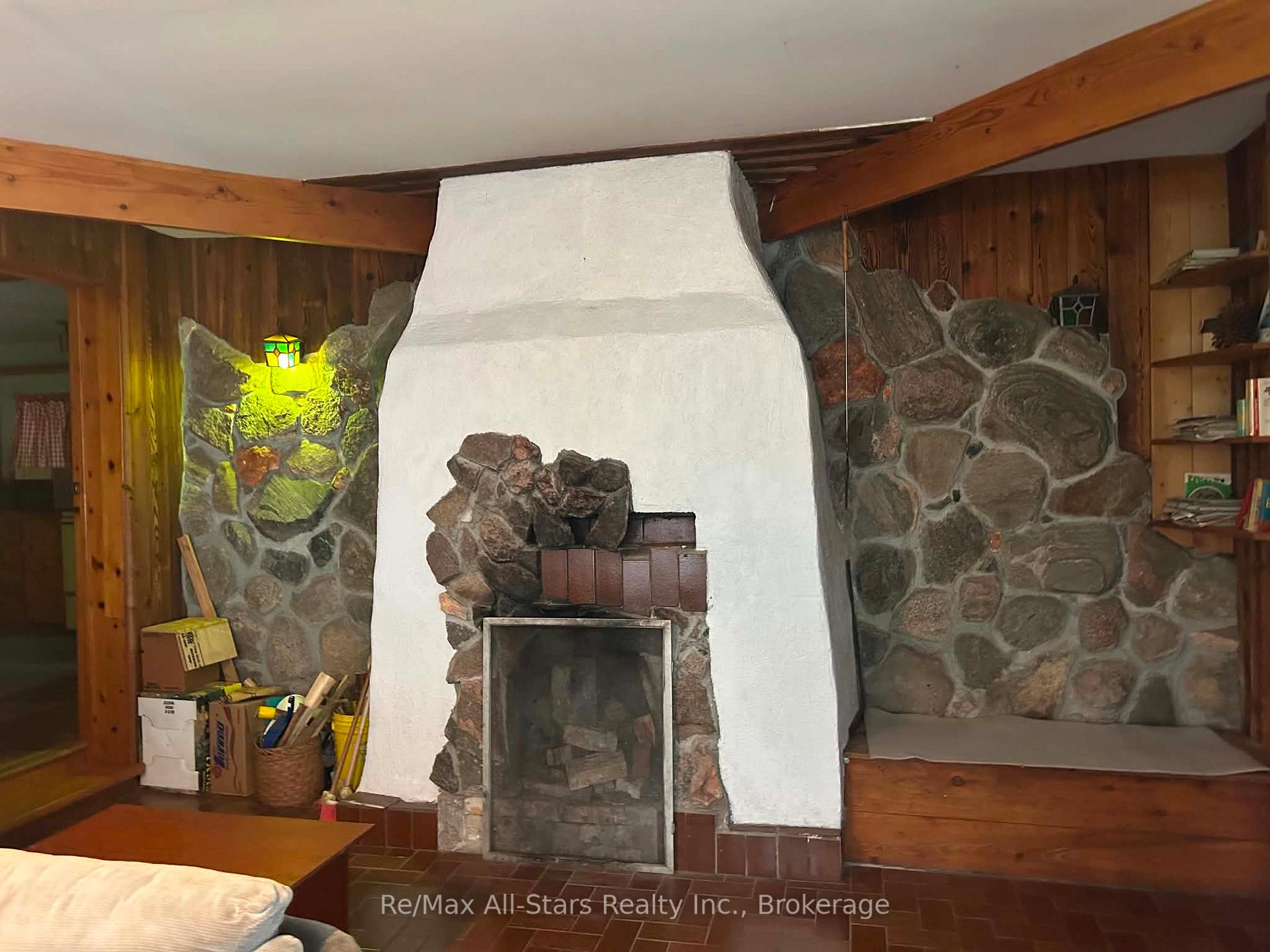 Photo 7 of 136 Oakdene Crescent, Kawartha Lakes, Little Britain — HOMEH