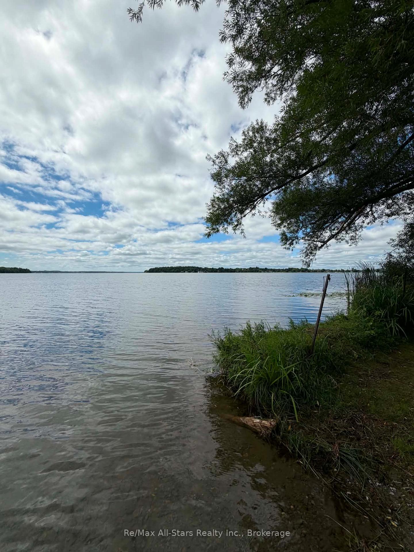Photo 20 of 136 Oakdene Crescent, Kawartha Lakes, Little Britain — HOMEH