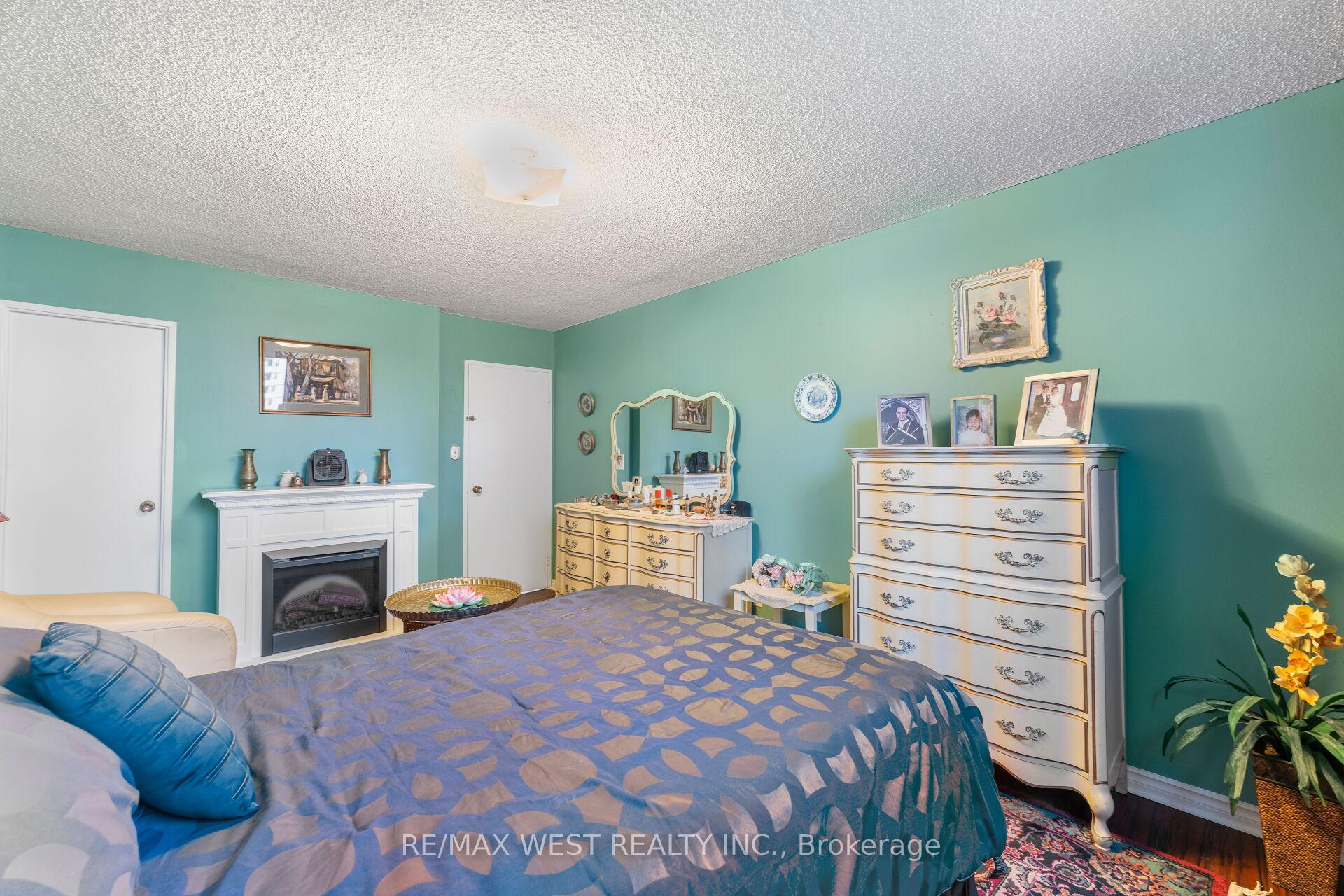 Photo 15 of Unit 114, 340 Dixon Road, Etobicoke, Kingsview Village-The Westway — HOMEH