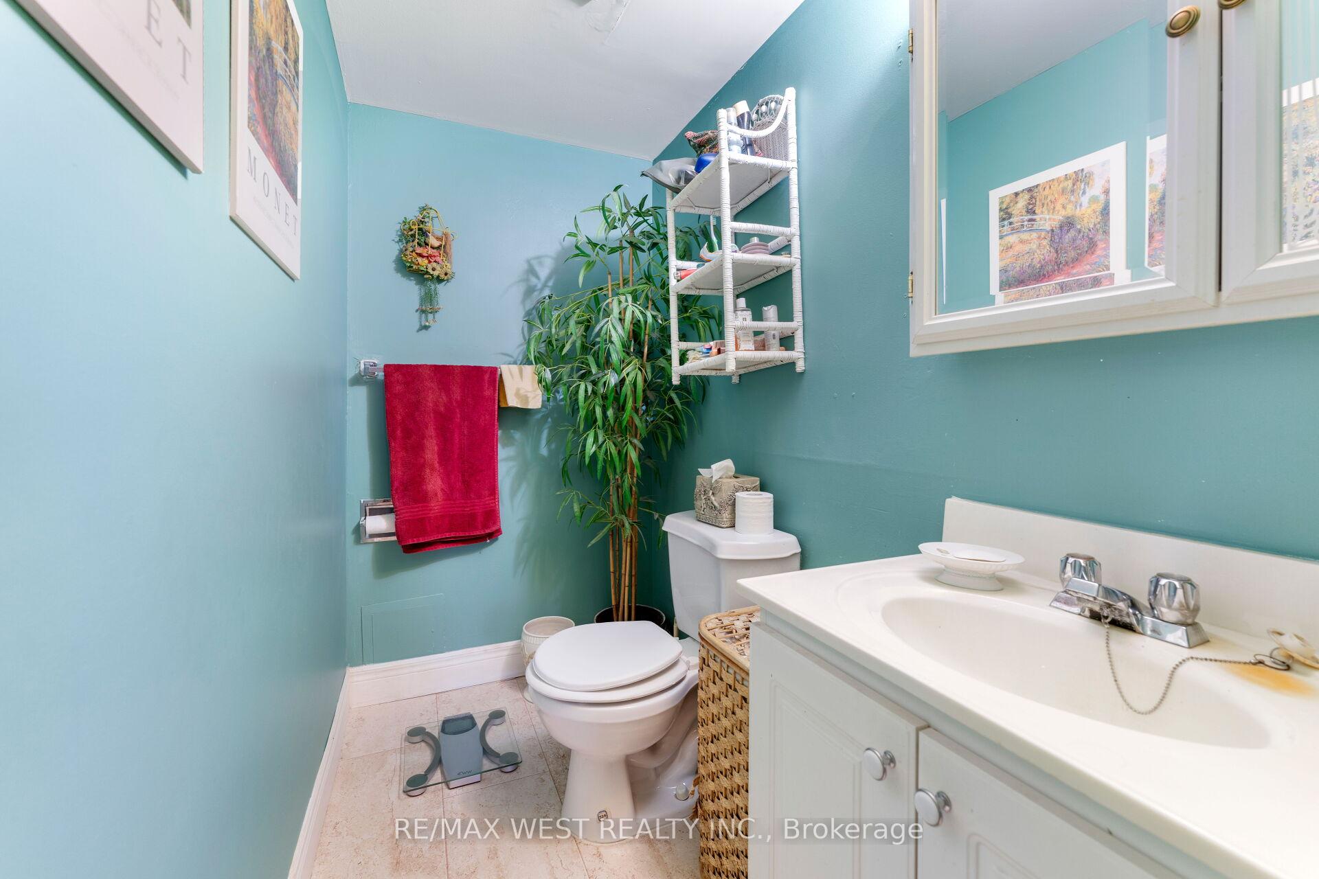 Photo 17 of Unit 114, 340 Dixon Road, Etobicoke, Kingsview Village-The Westway — HOMEH