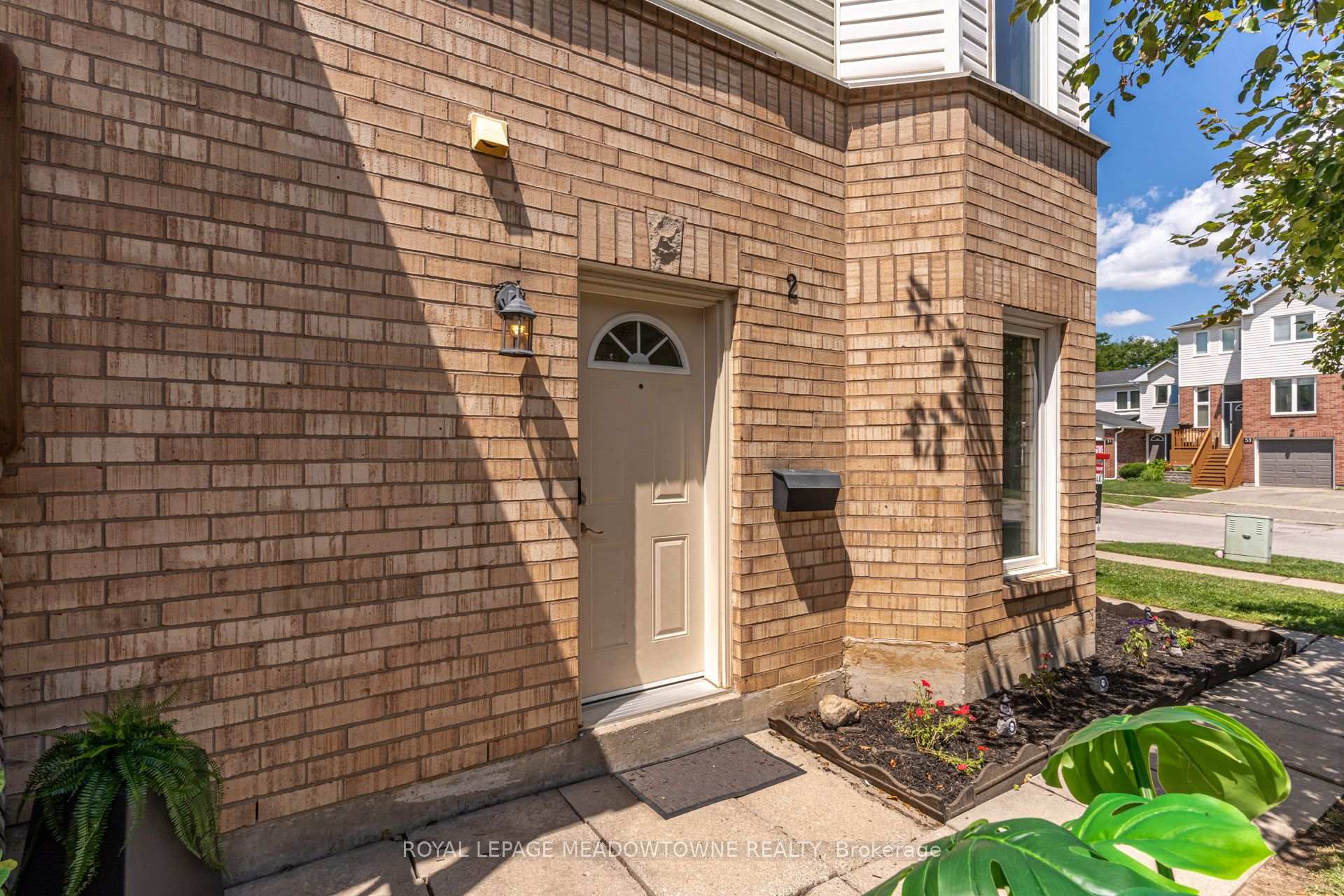 Photo 5 of Unit 85, 2 Wylie Circle, Halton Hills, Georgetown — HOMEH