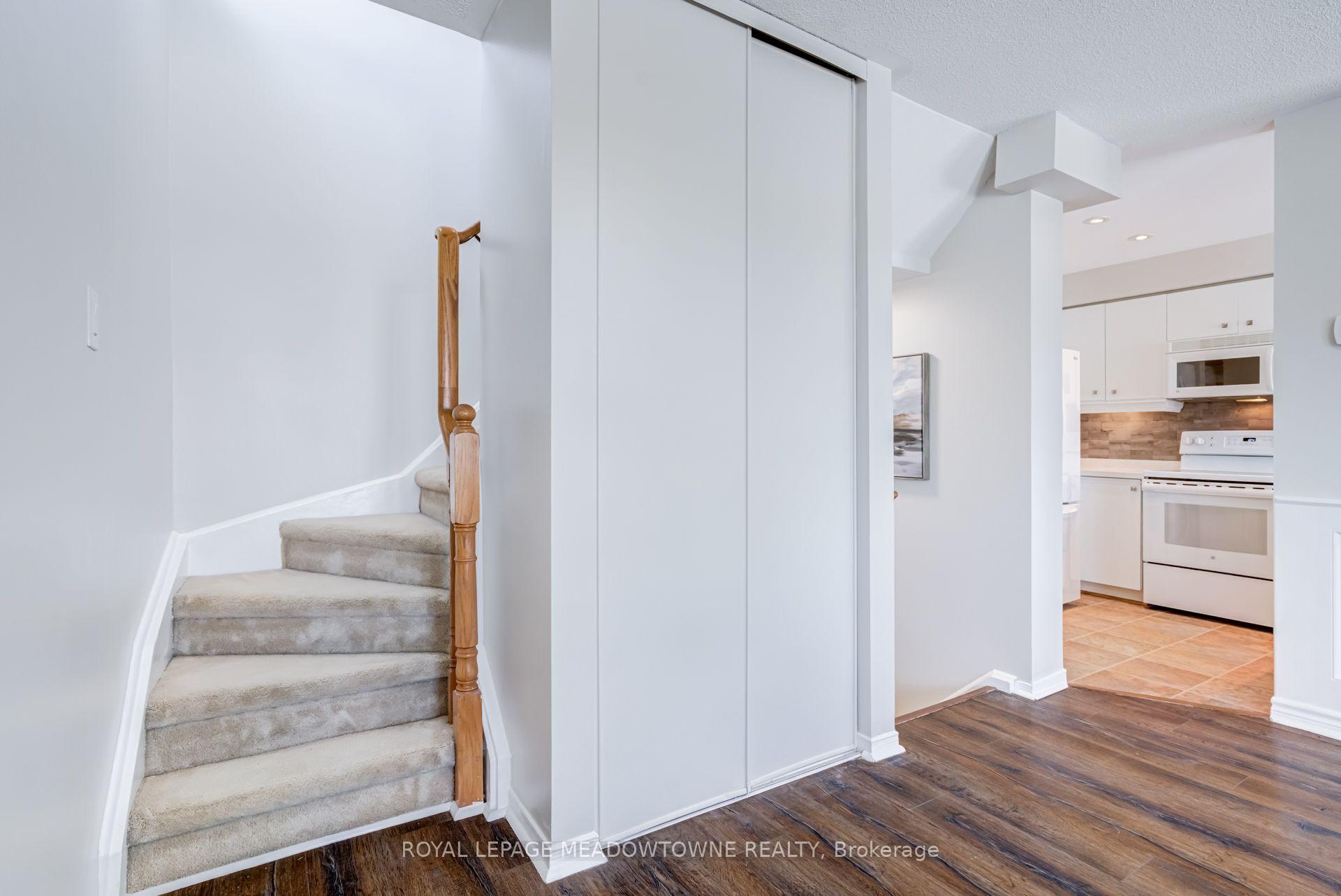 Photo 24 of Unit 85, 2 Wylie Circle, Halton Hills, Georgetown — HOMEH