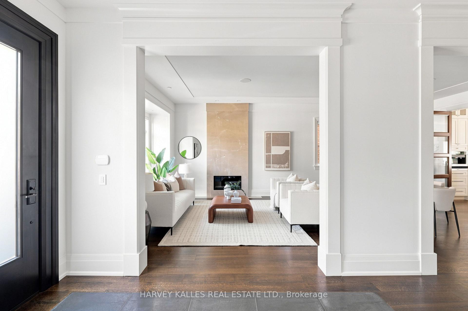 Photo 3 of 291 Brooke Avenue, Toronto, Bedford Park-Nortown — HOMEH