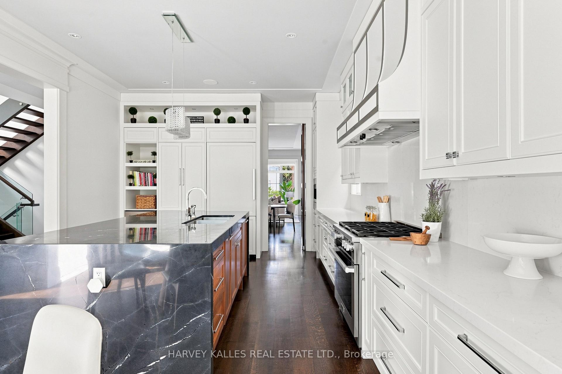 Photo 13 of 291 Brooke Avenue, Toronto, Bedford Park-Nortown — HOMEH