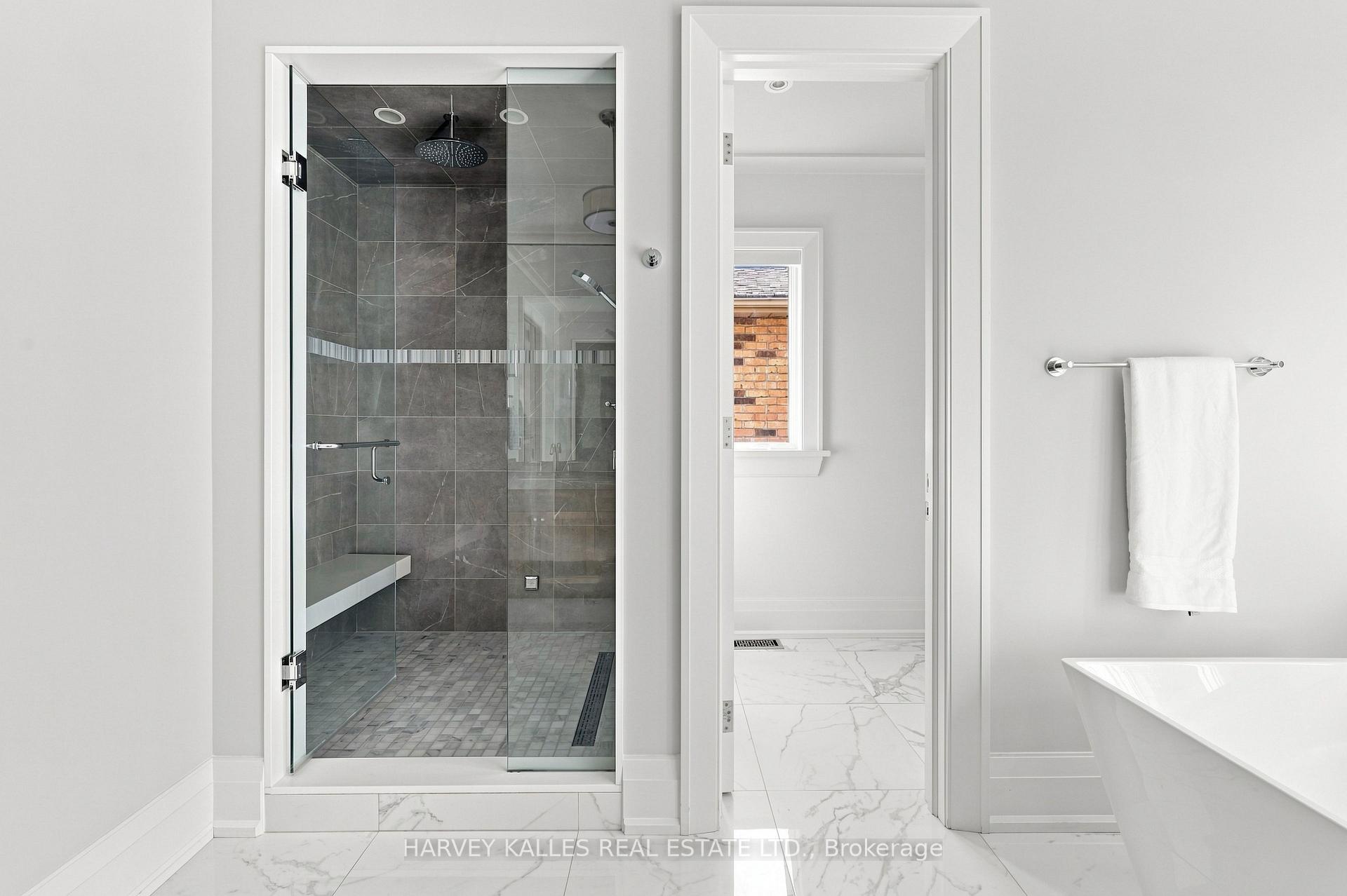 Photo 31 of 291 Brooke Avenue, Toronto, Bedford Park-Nortown — HOMEH