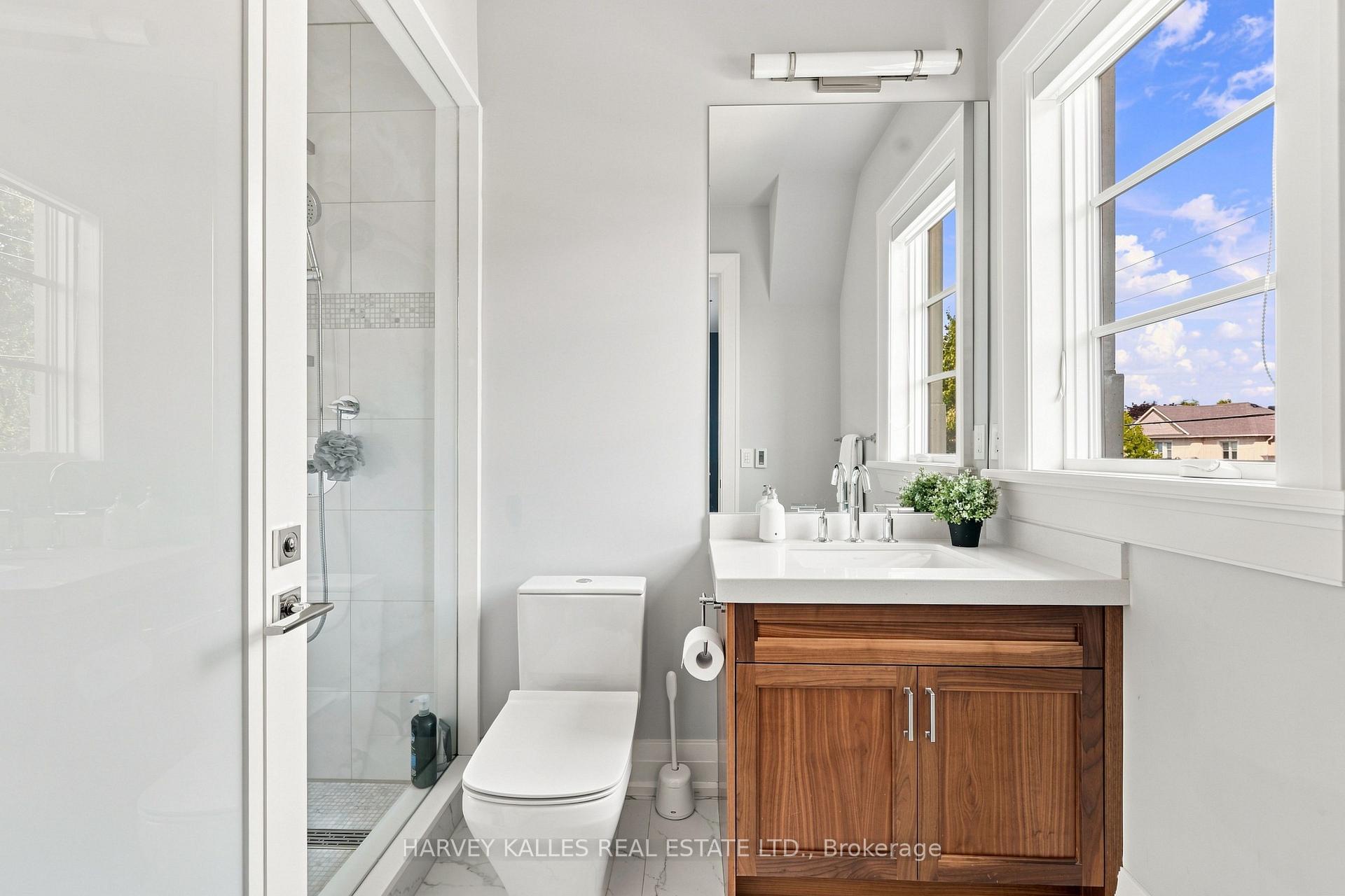 Photo 37 of 291 Brooke Avenue, Toronto, Bedford Park-Nortown — HOMEH