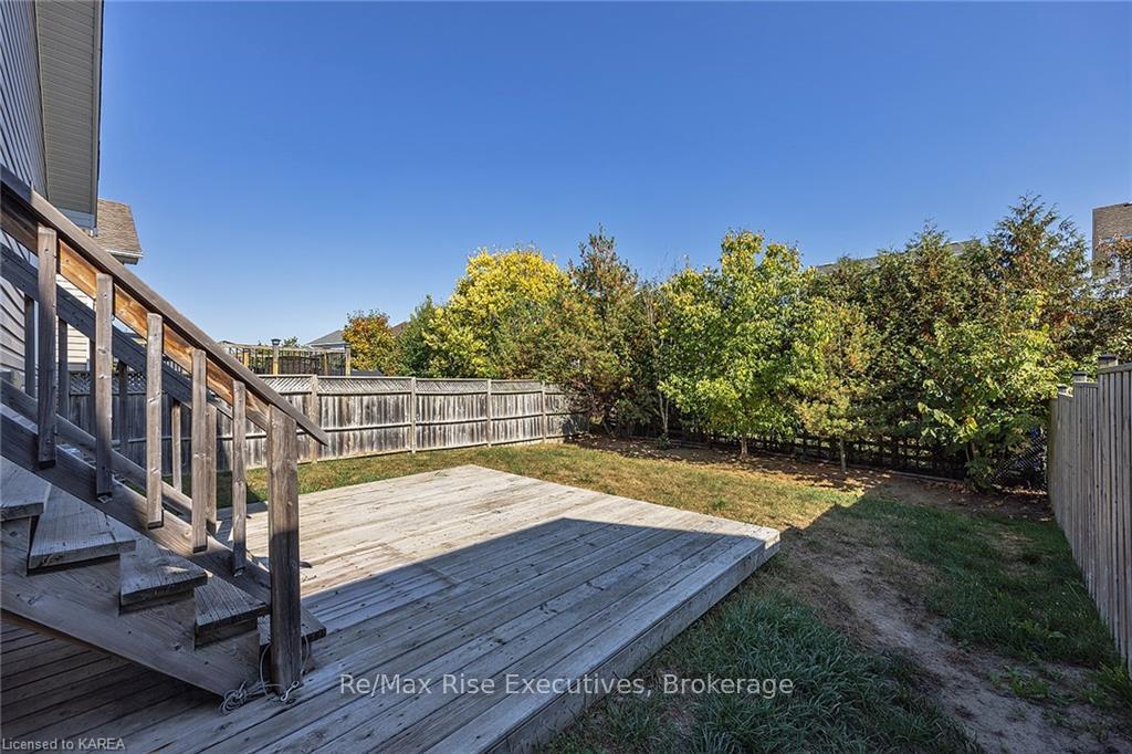 Photo 6 of 1653 Crimson Crescent, Kingston, City Northwest — HOMEH