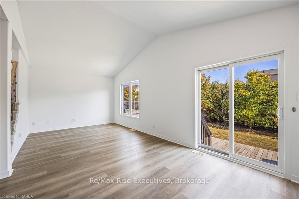 Photo 18 of 1653 Crimson Crescent, Kingston, City Northwest — HOMEH