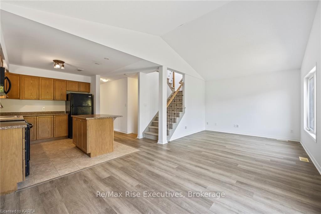 Photo 19 of 1653 Crimson Crescent, Kingston, City Northwest — HOMEH
