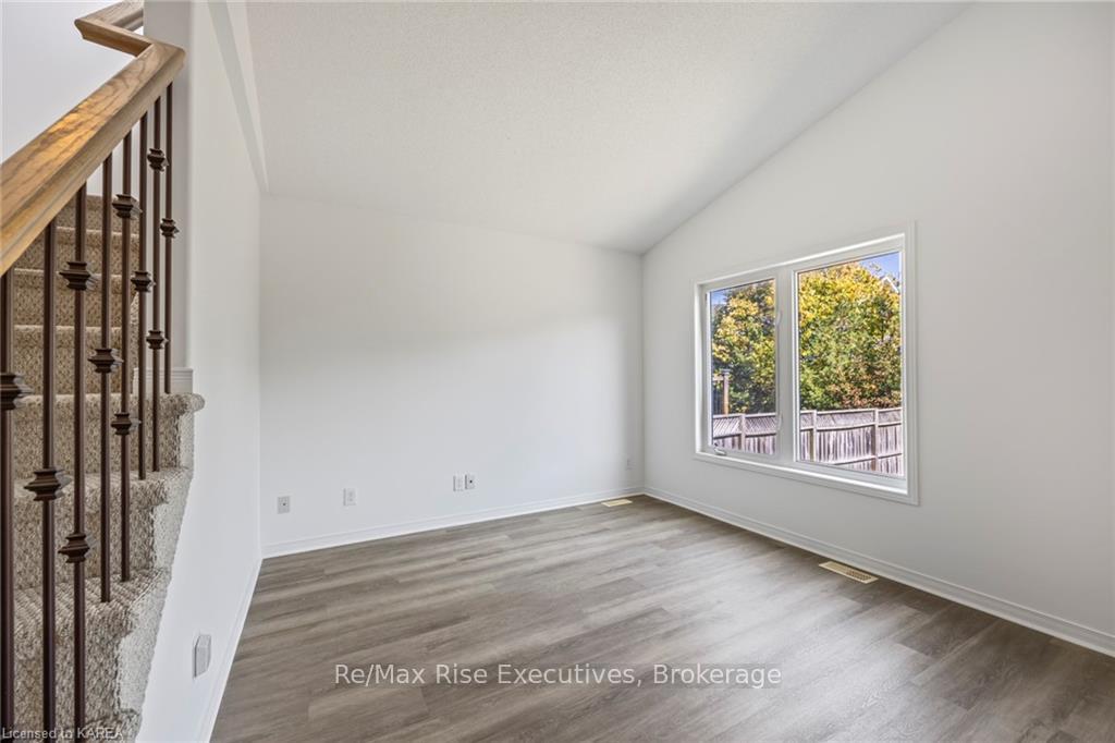 Photo 20 of 1653 Crimson Crescent, Kingston, City Northwest — HOMEH