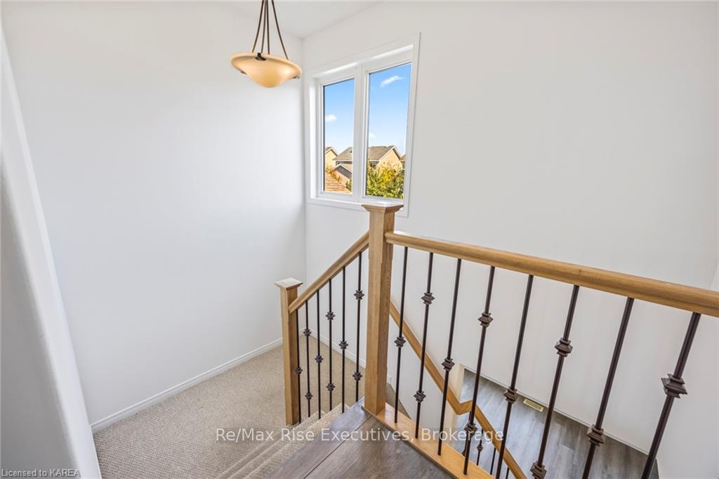 Photo 24 of 1653 Crimson Crescent, Kingston, City Northwest — HOMEH