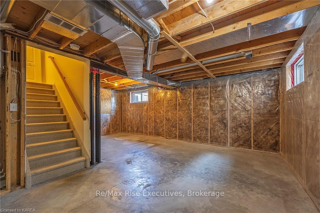 Photo 36 of 1653 Crimson Crescent, Kingston, City Northwest — HOMEH