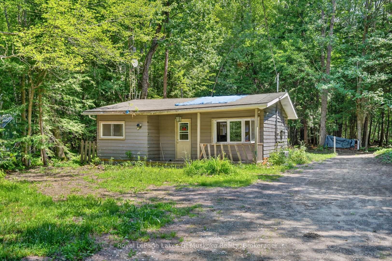 Photo 2 of 1341 Golden Beach Road, Bracebridge, Monck (Bracebridge) — HOMEH