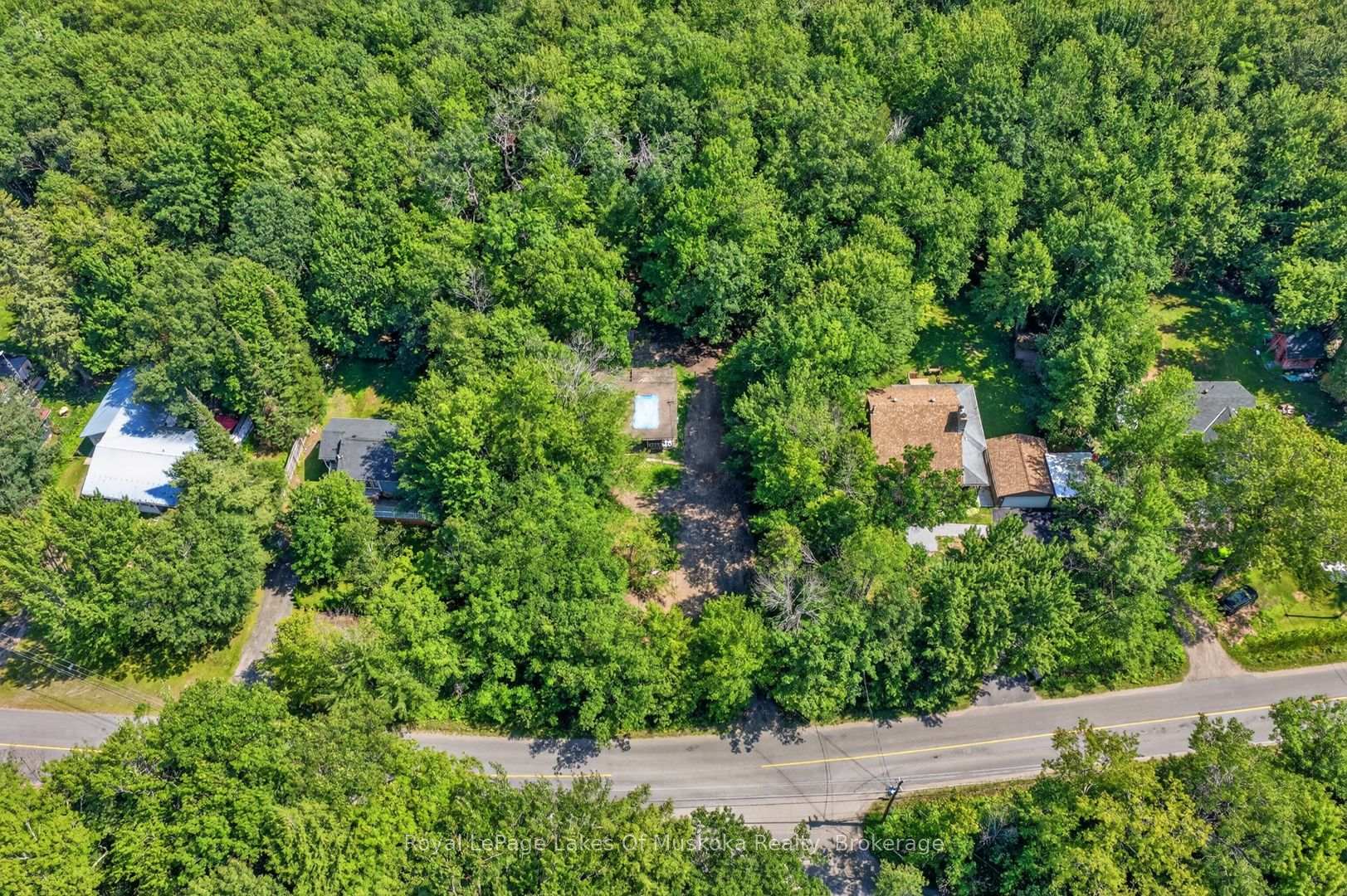 Photo 45 of 1341 Golden Beach Road, Bracebridge, Monck (Bracebridge) — HOMEH