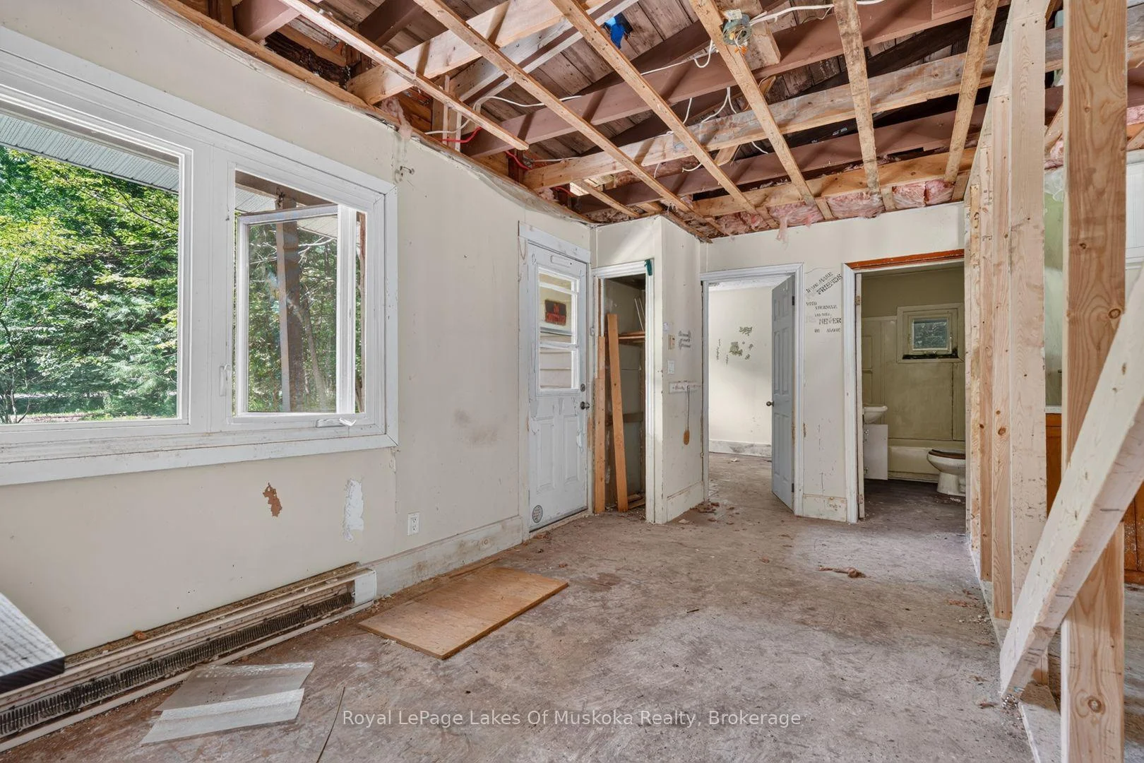 Photo 15 of 1341 Golden Beach Road, Bracebridge, Monck (Bracebridge) — HOMEH