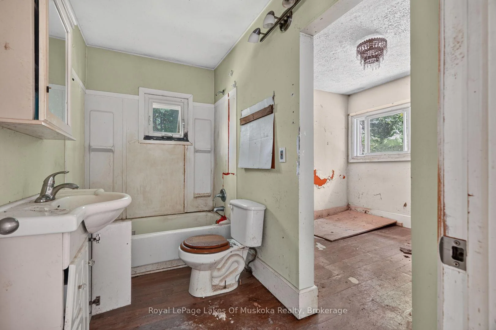 Photo 39 of 1341 Golden Beach Road, Bracebridge, Monck (Bracebridge) — HOMEH