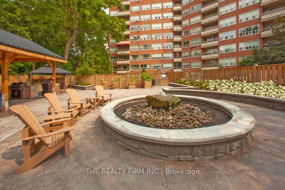 Front of Unit 409, 10 Beechwood Place