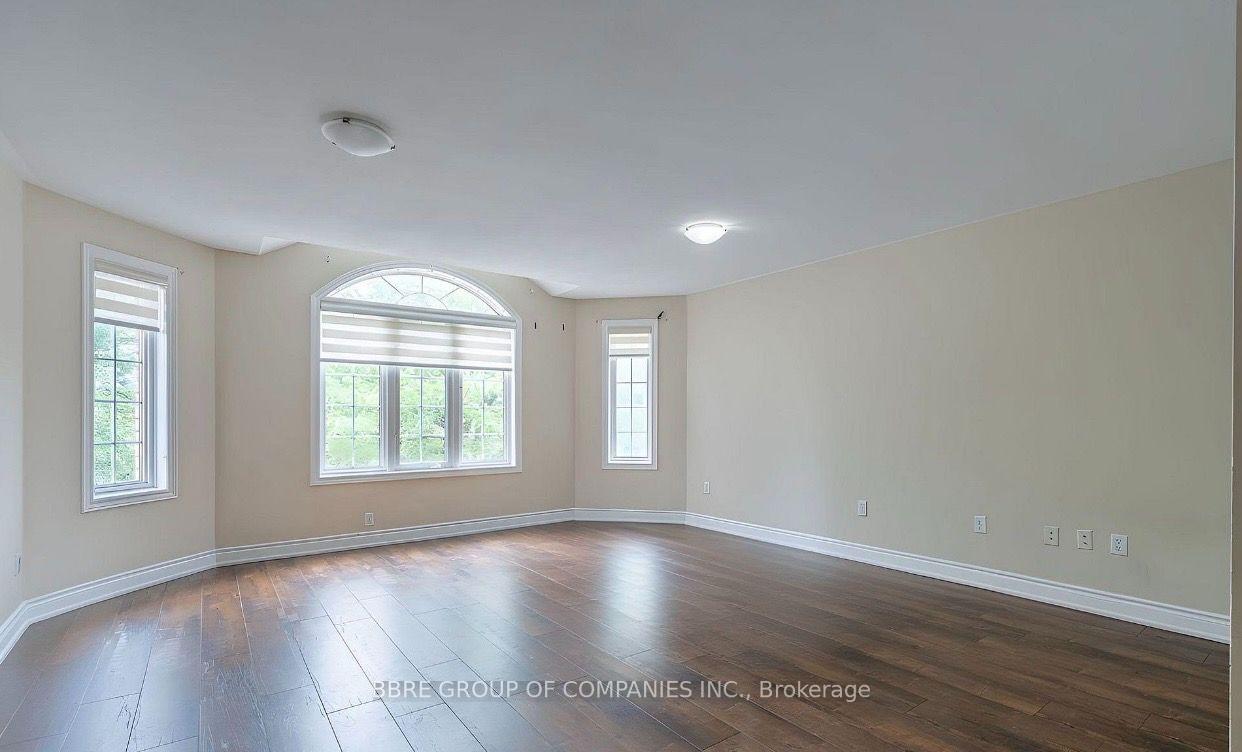 Photo 8 of 25 Golden Eagle Road, Brampton, Sandringham-Wellington North — HOMEH
