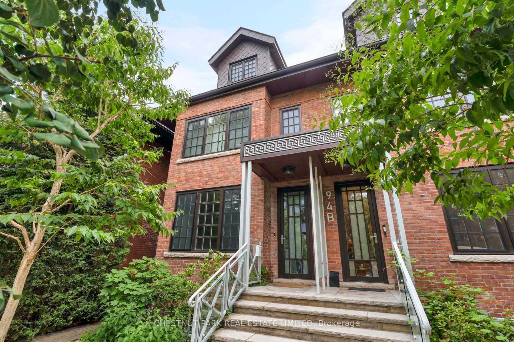 Photo 2 of 94A Admiral Road, Toronto, The Annex — HOMEH