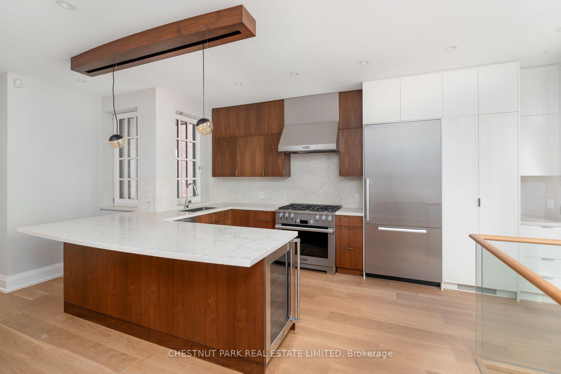 Photo 14 of 94A Admiral Road, Toronto, The Annex — HOMEH