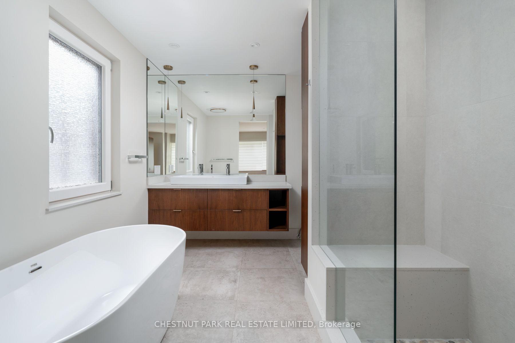 Photo 20 of 94A Admiral Road, Toronto, The Annex — HOMEH