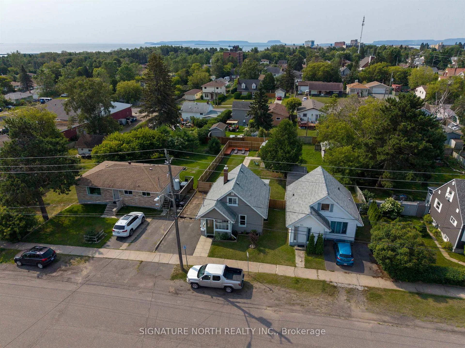 Photo 6 of 319 Lillian Street, Thunder Bay, Current River — HOMEH