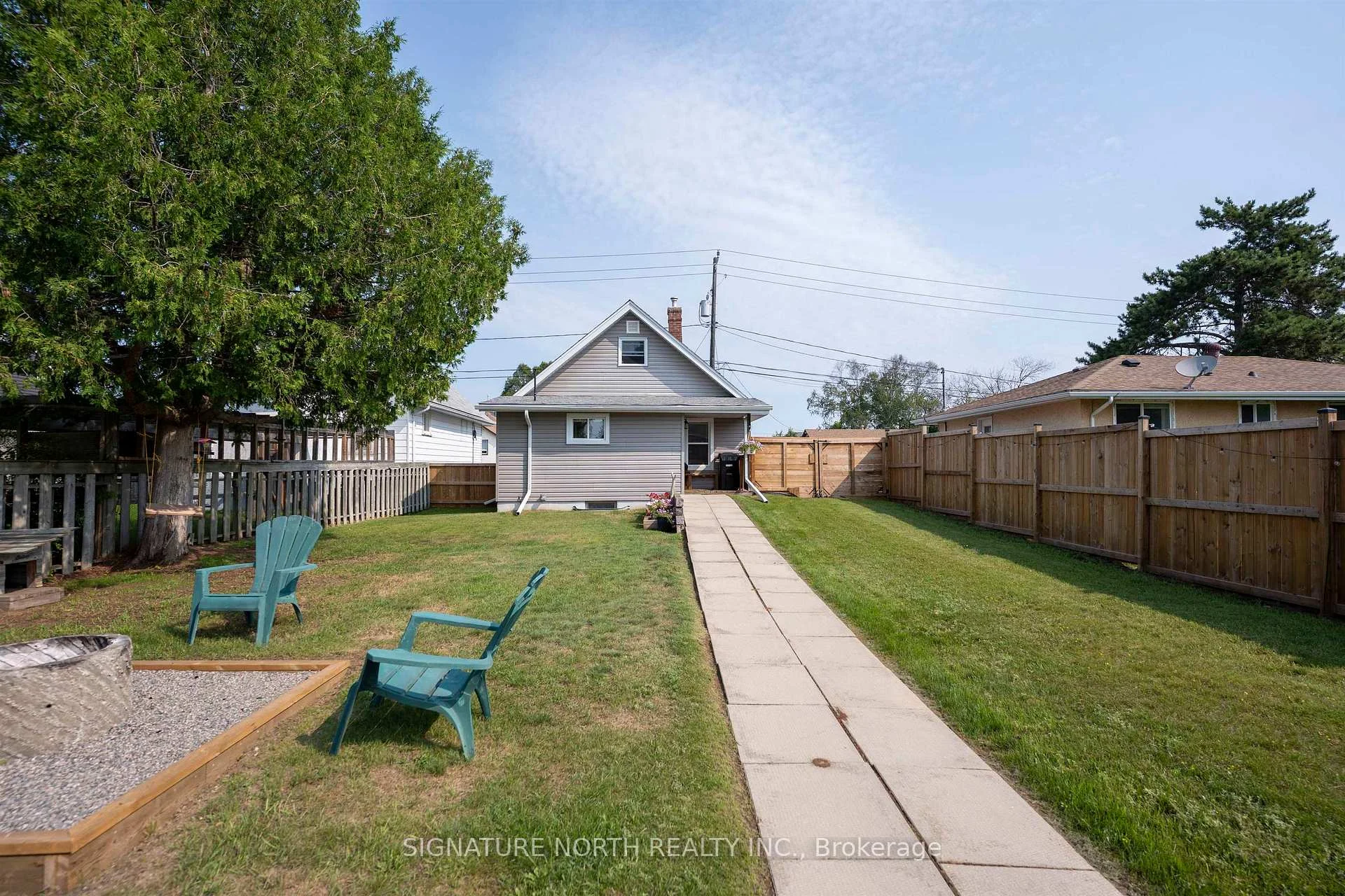 Photo 35 of 319 Lillian Street, Thunder Bay, Current River — HOMEH