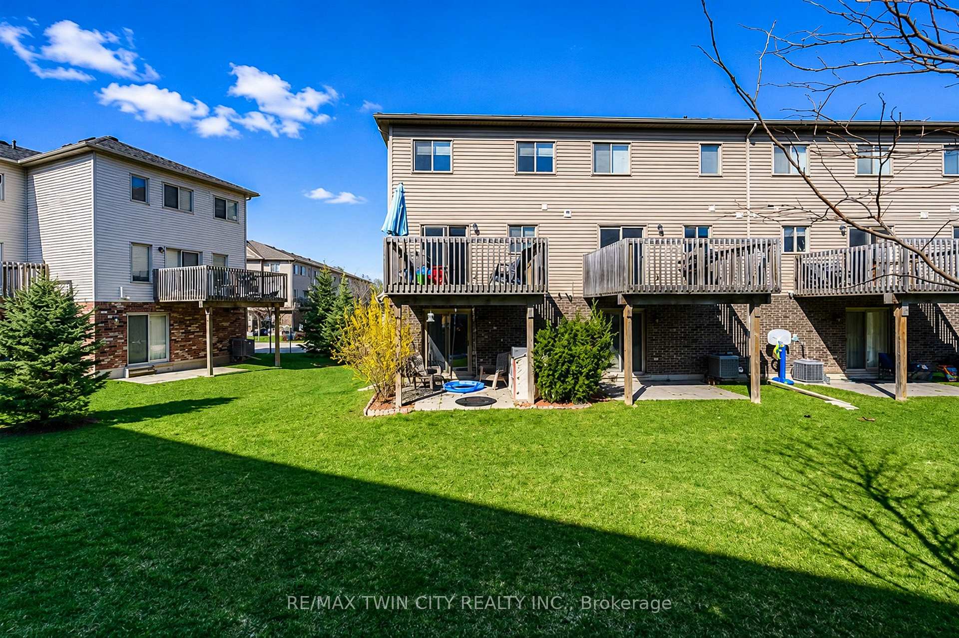 Photo 2 of Unit 86, 750 Lawrence Street, Cambridge, Preston Centre — HOMEH