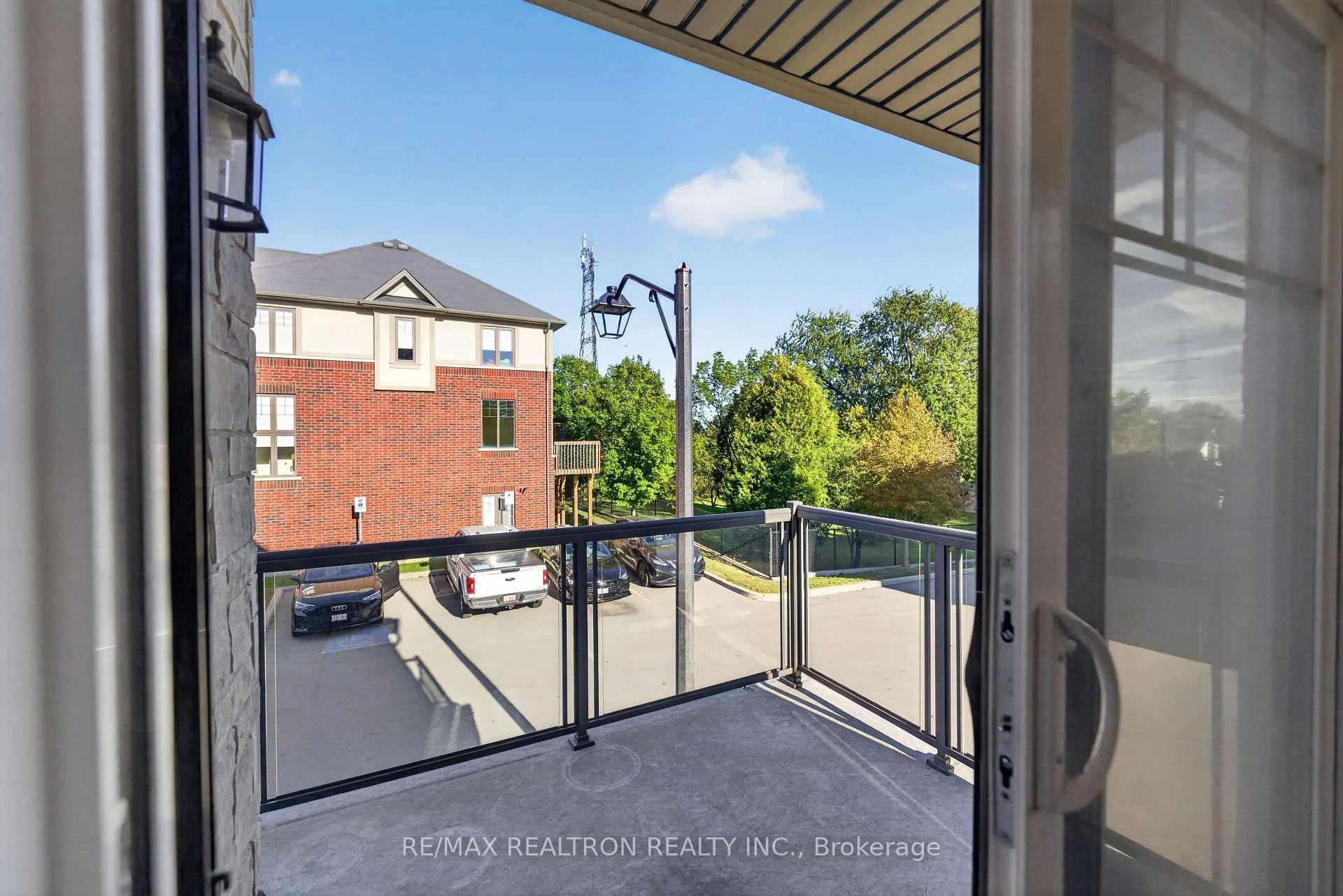 Photo 23 of Unit 18, 1169 Garner Road E, Hamilton, Ancaster — HOMEH