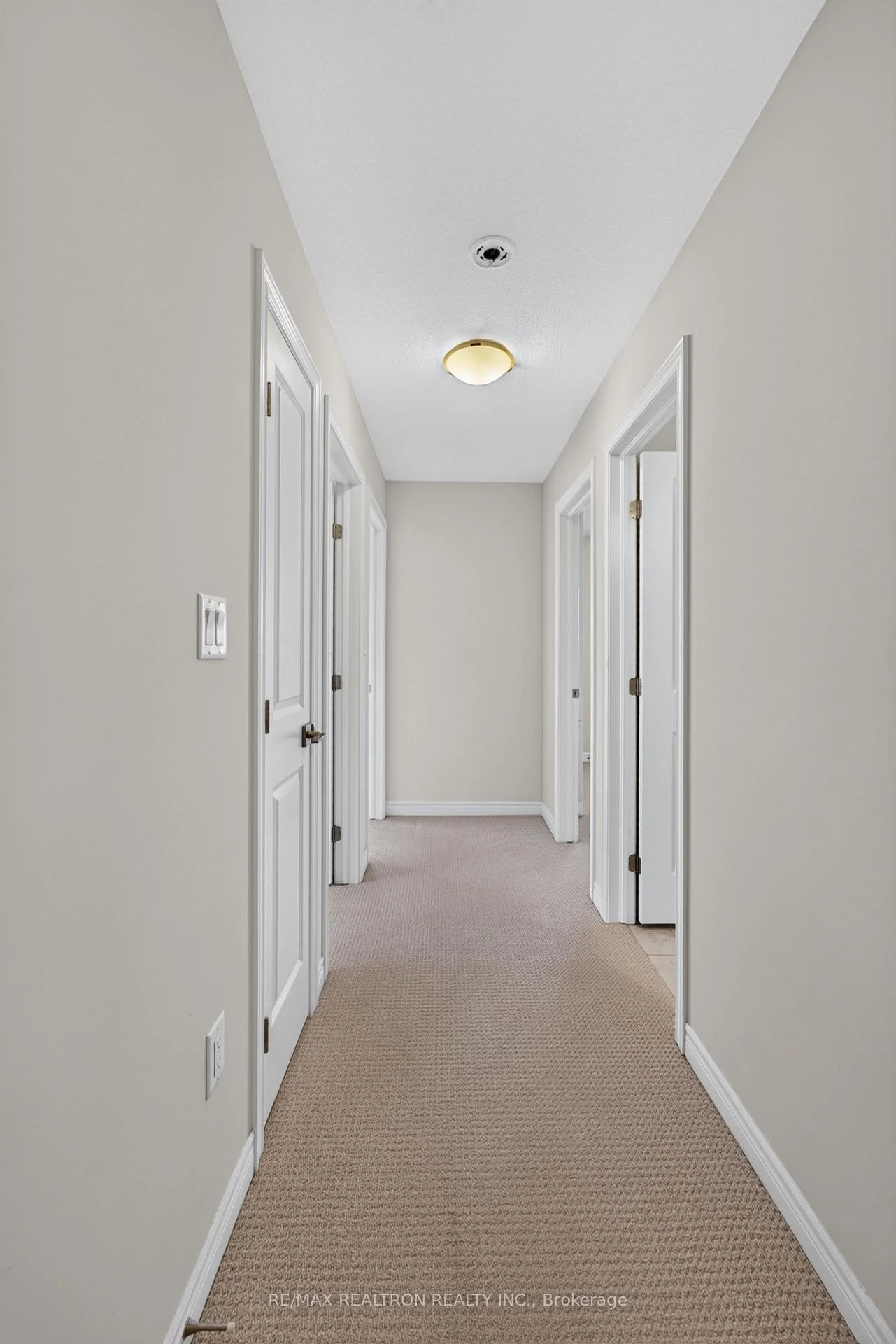 Photo 26 of Unit 18, 1169 Garner Road E, Hamilton, Ancaster — HOMEH