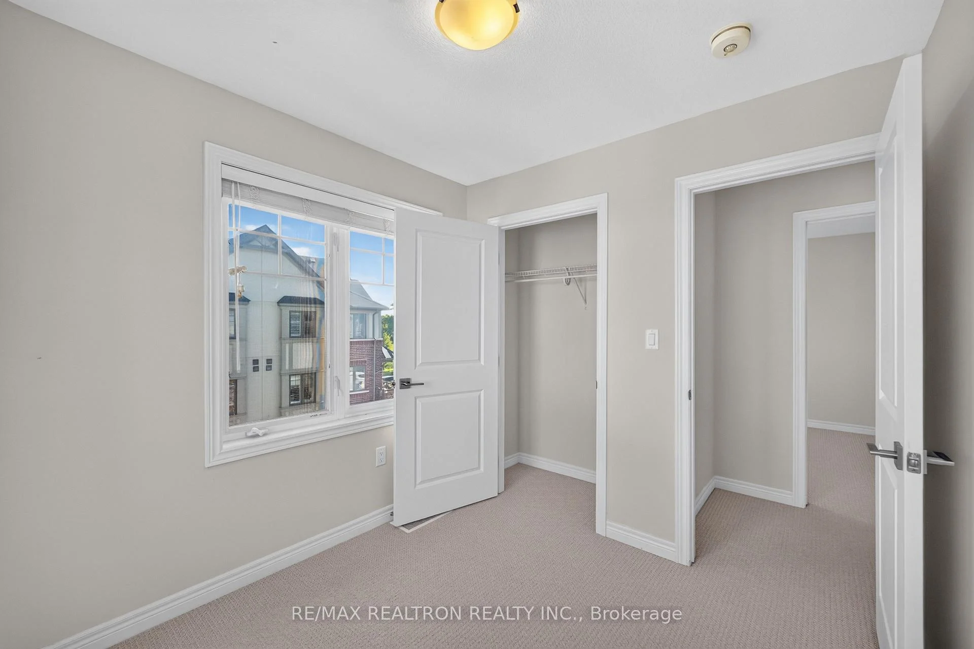 Photo 32 of Unit 18, 1169 Garner Road E, Hamilton, Ancaster — HOMEH